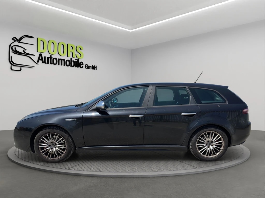 ALFA ROMEO 159 Sportwagon 2.4 JTD Distinctive Q-Tronic-image-6