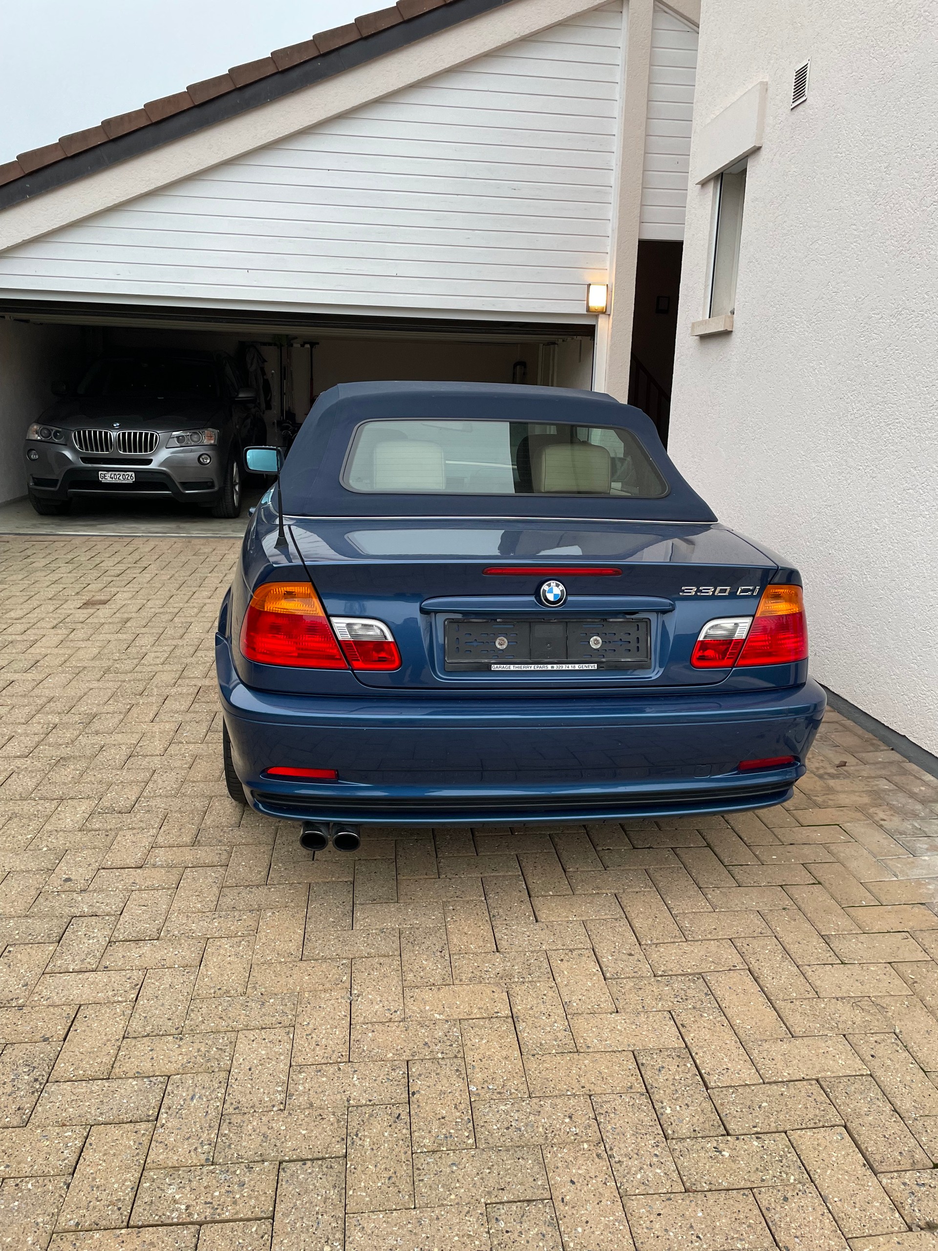 BMW 330Ci-image-0