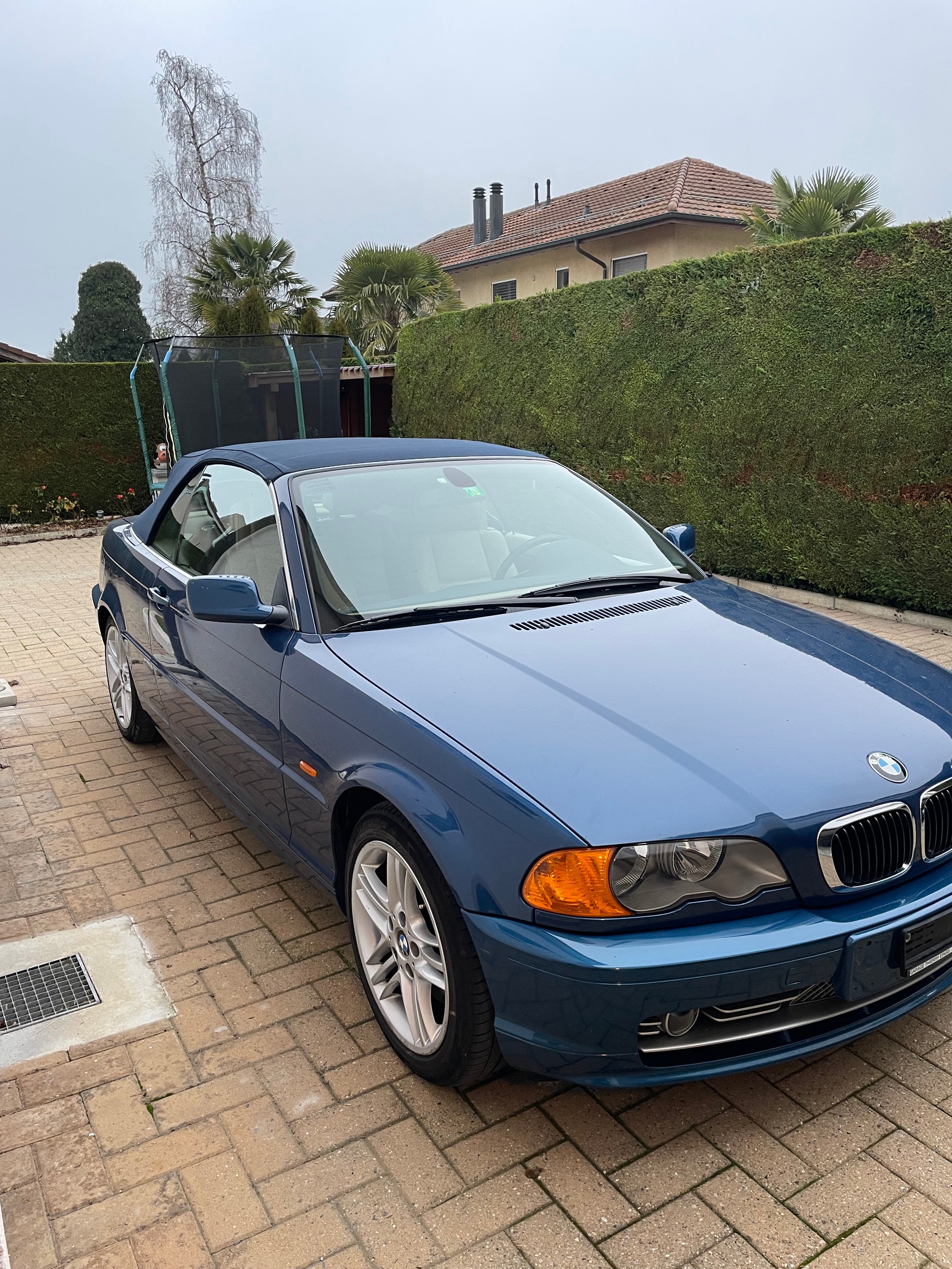 BMW 330Ci-image-3