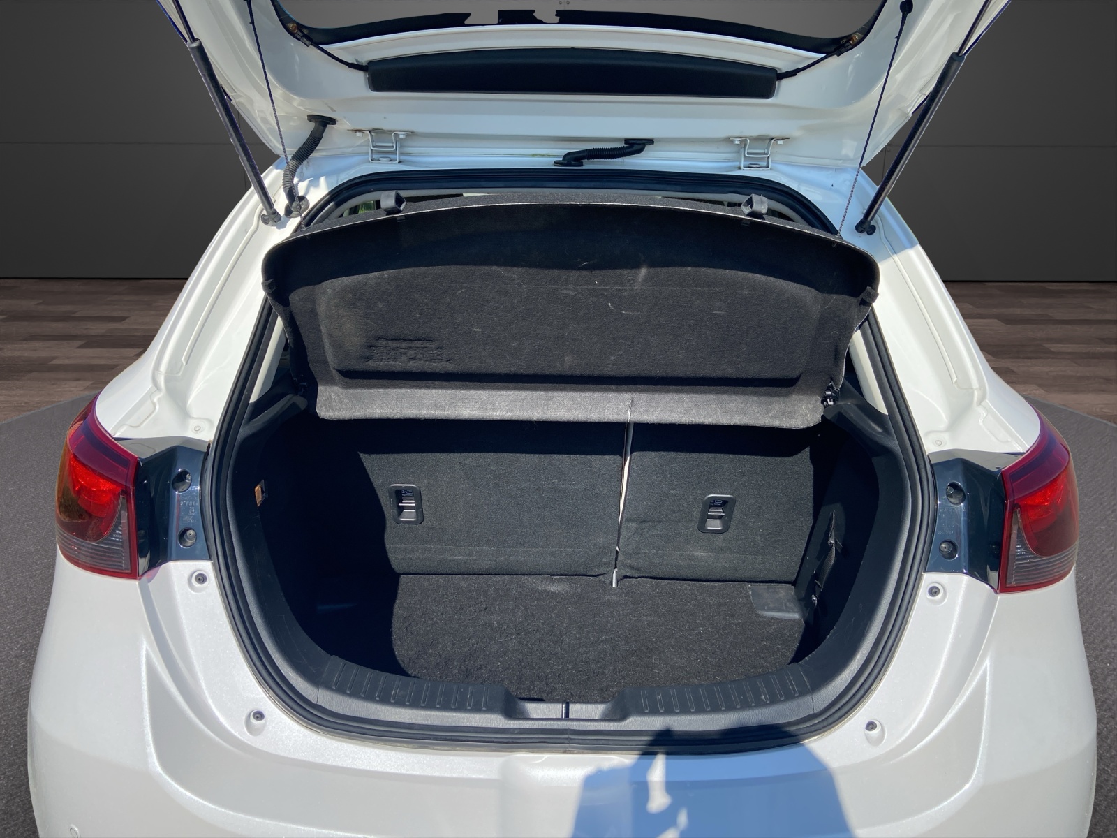 MAZDA 2 SKYACTIV-G 90 Ambition Automat-image-13