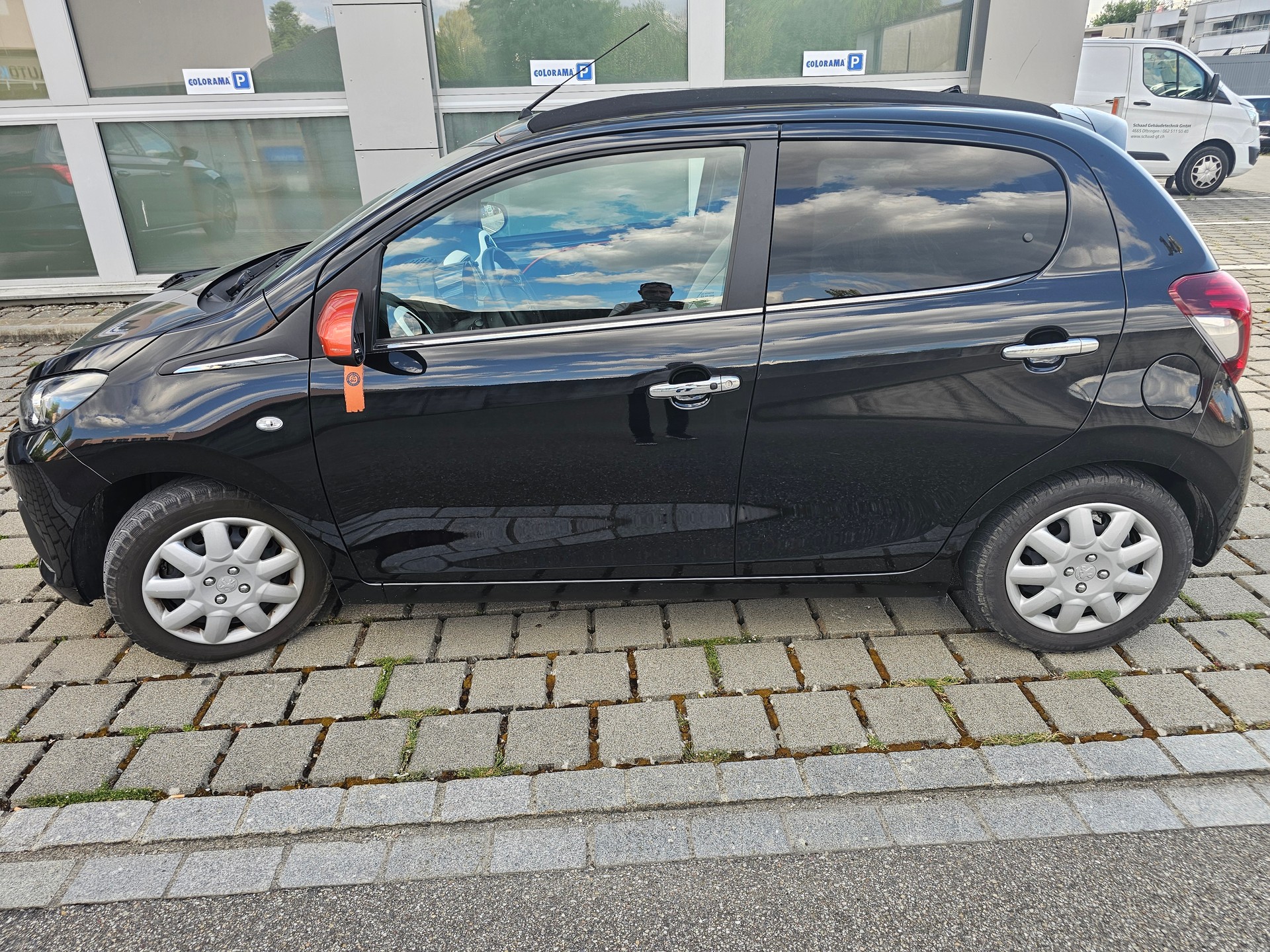 PEUGEOT 108 1.2 VTi Roland Garros Top-image-5