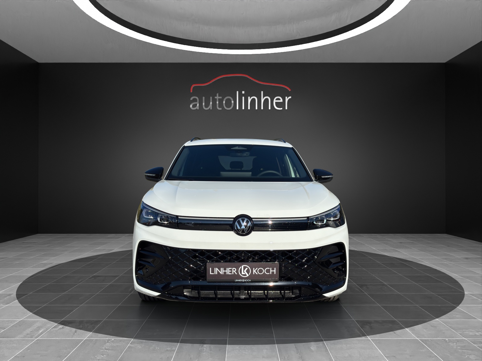 VW Tiguan 2.0 TDI SCR R-Line 4Motion DSG-image-6
