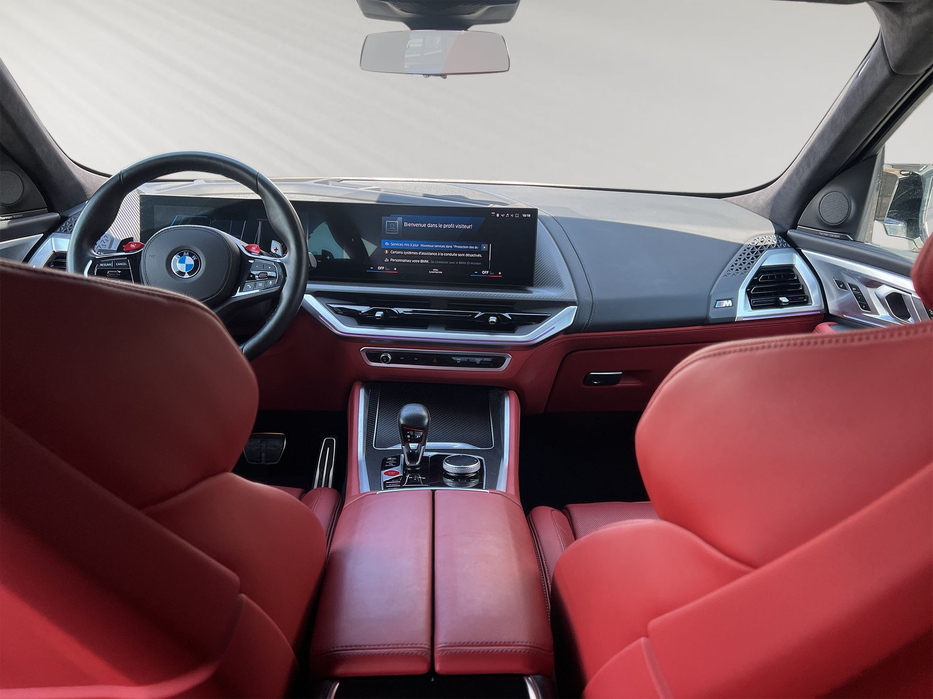 BMW XM xDrive PHEV Steptronic-image-5