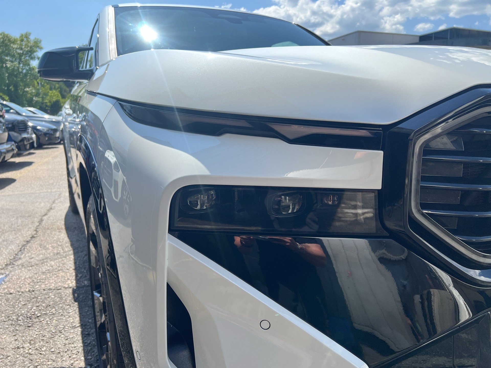 BMW XM xDrive PHEV Steptronic-image-17