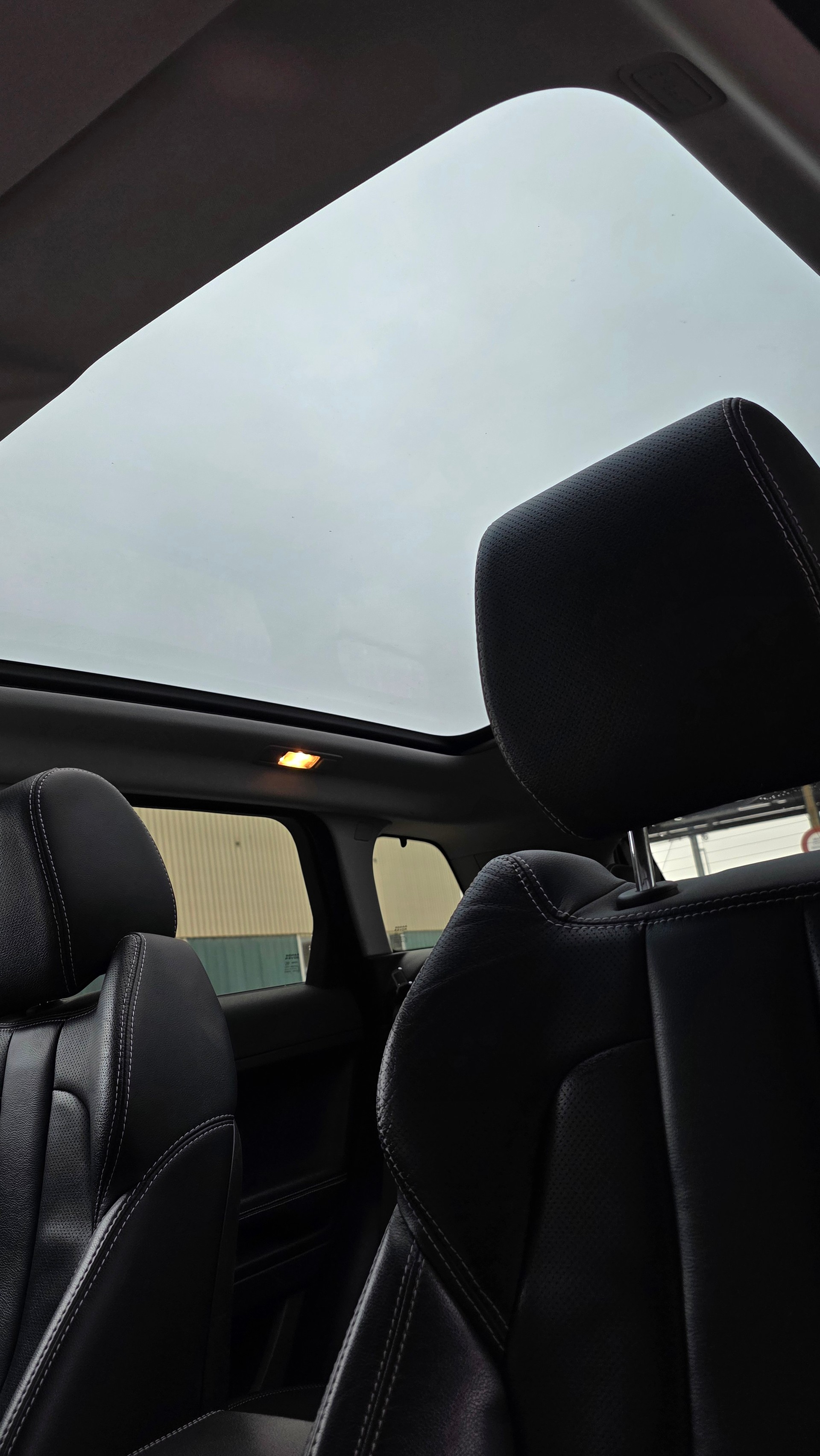 LAND ROVER 2.2 SD4 P212-image-5
