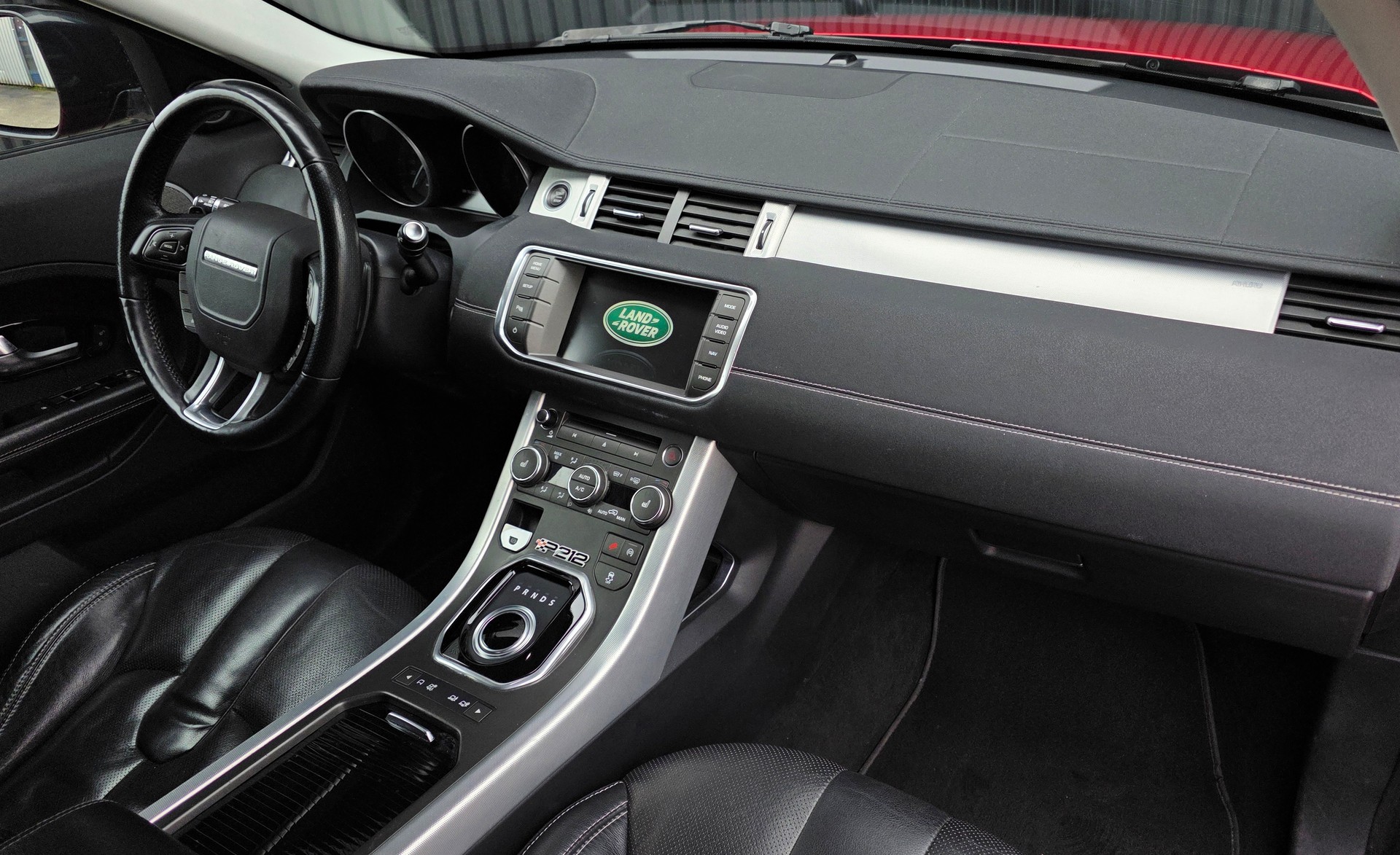 LAND ROVER 2.2 SD4 P212-image-4