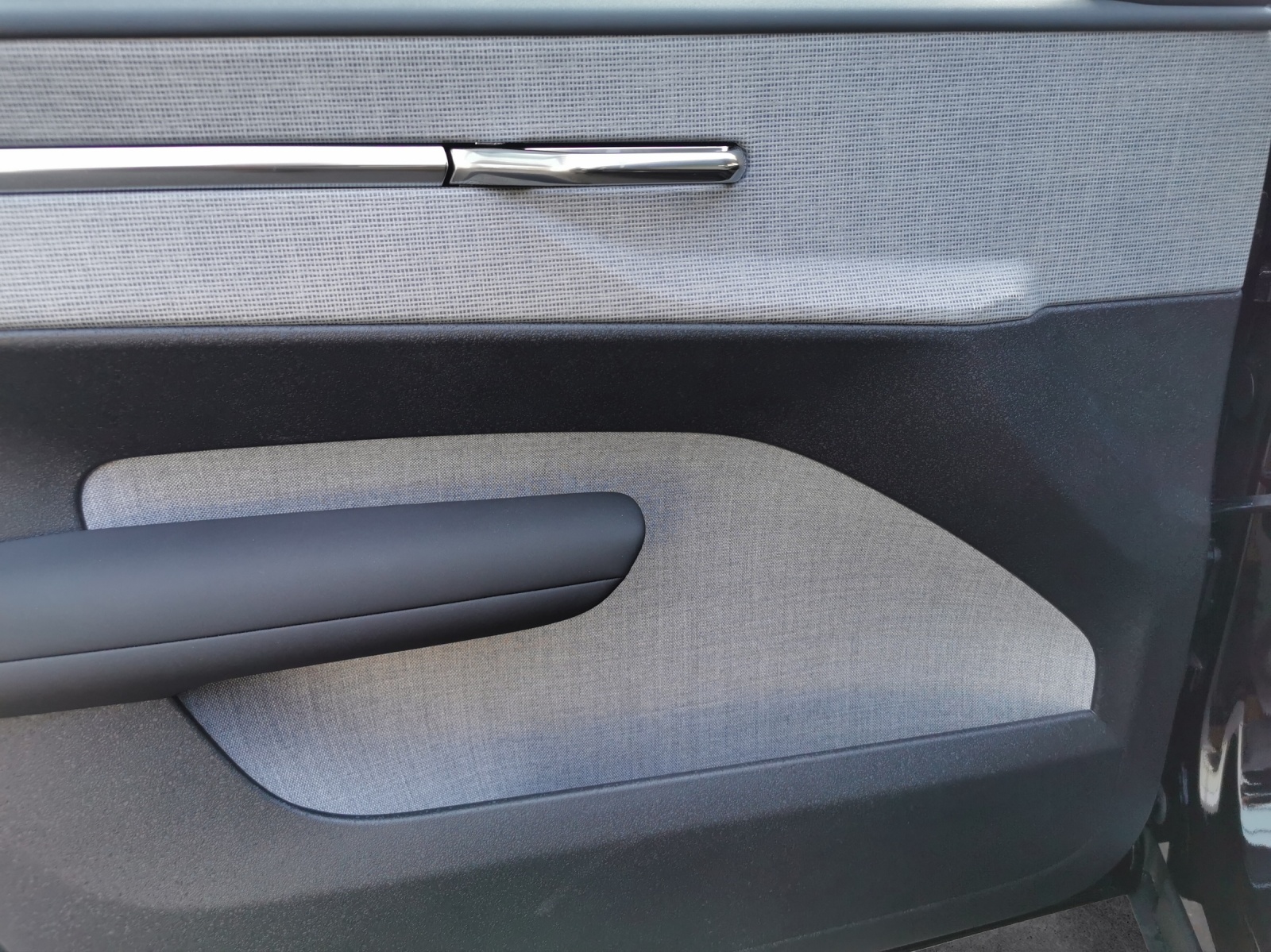 VOLVO EX30 E60 Twin Ultra Performance AWD-image-16