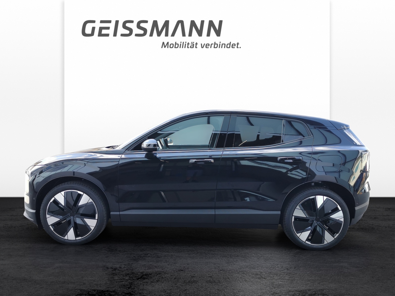 VOLVO EX30 E60 Twin Ultra Performance AWD-image-2