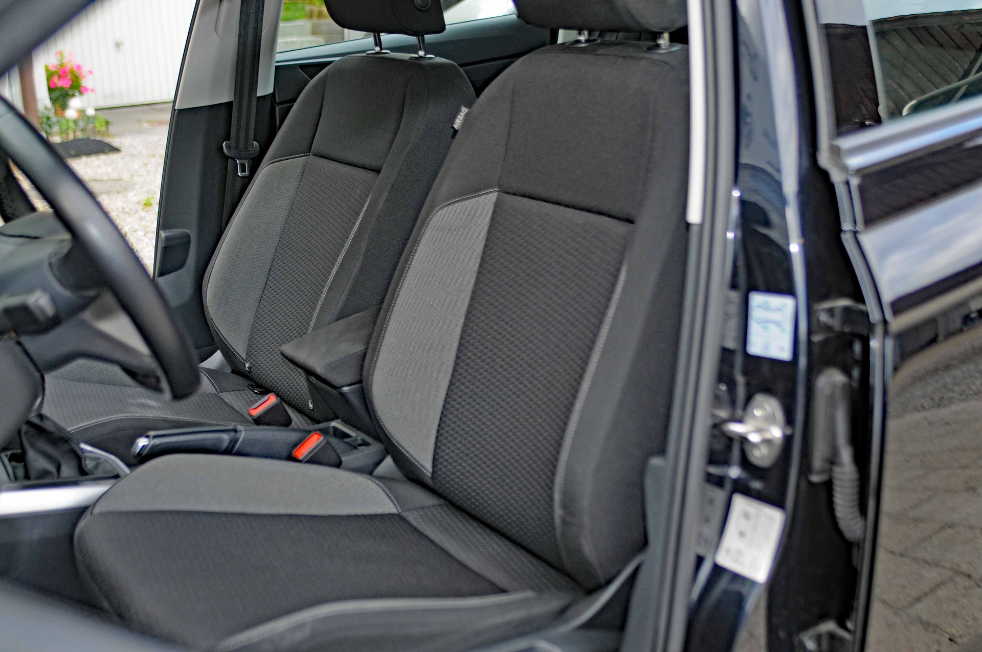 VW Polo 1.0 TSI Life-image-18