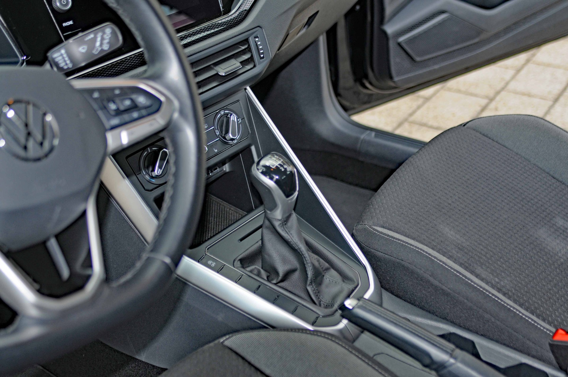 VW Polo 1.0 TSI Life-image-19