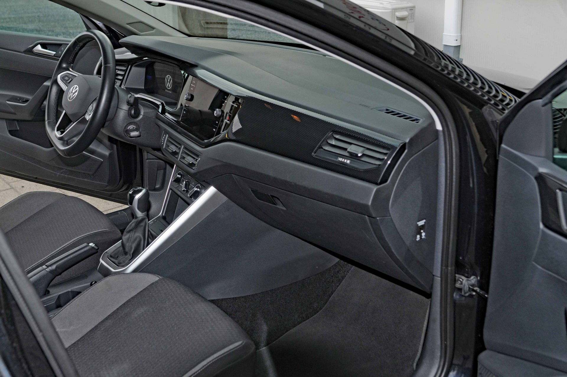 VW Polo 1.0 TSI Life-image-22