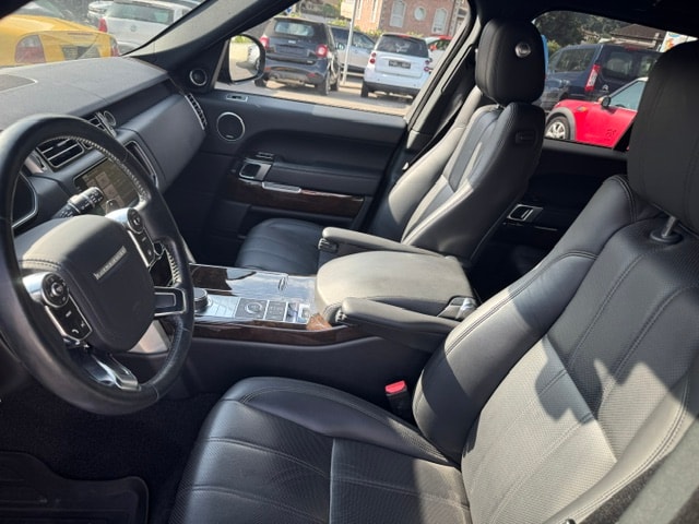 LAND ROVER Range Rover 4.4 SDV8 Vogue Automatic-image-6