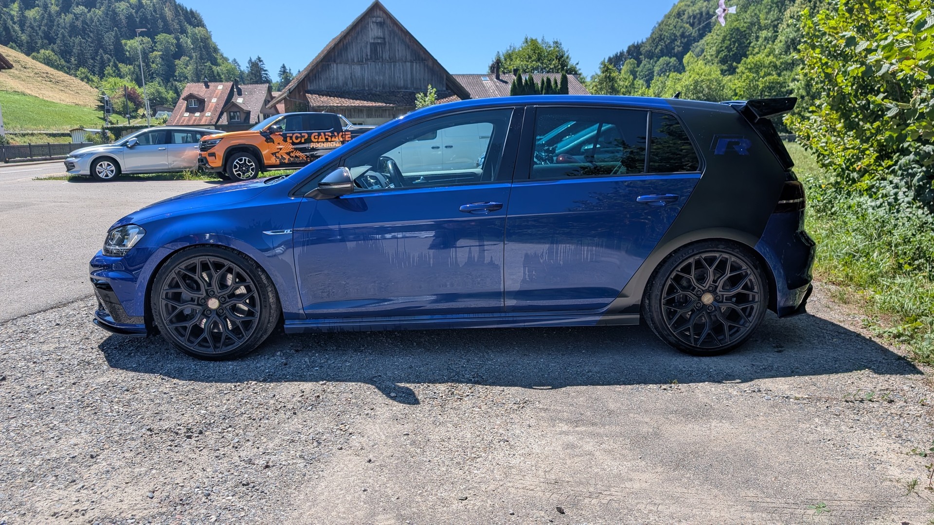 VW Golf 2.0 TSI R 4Motion DSG-image-4
