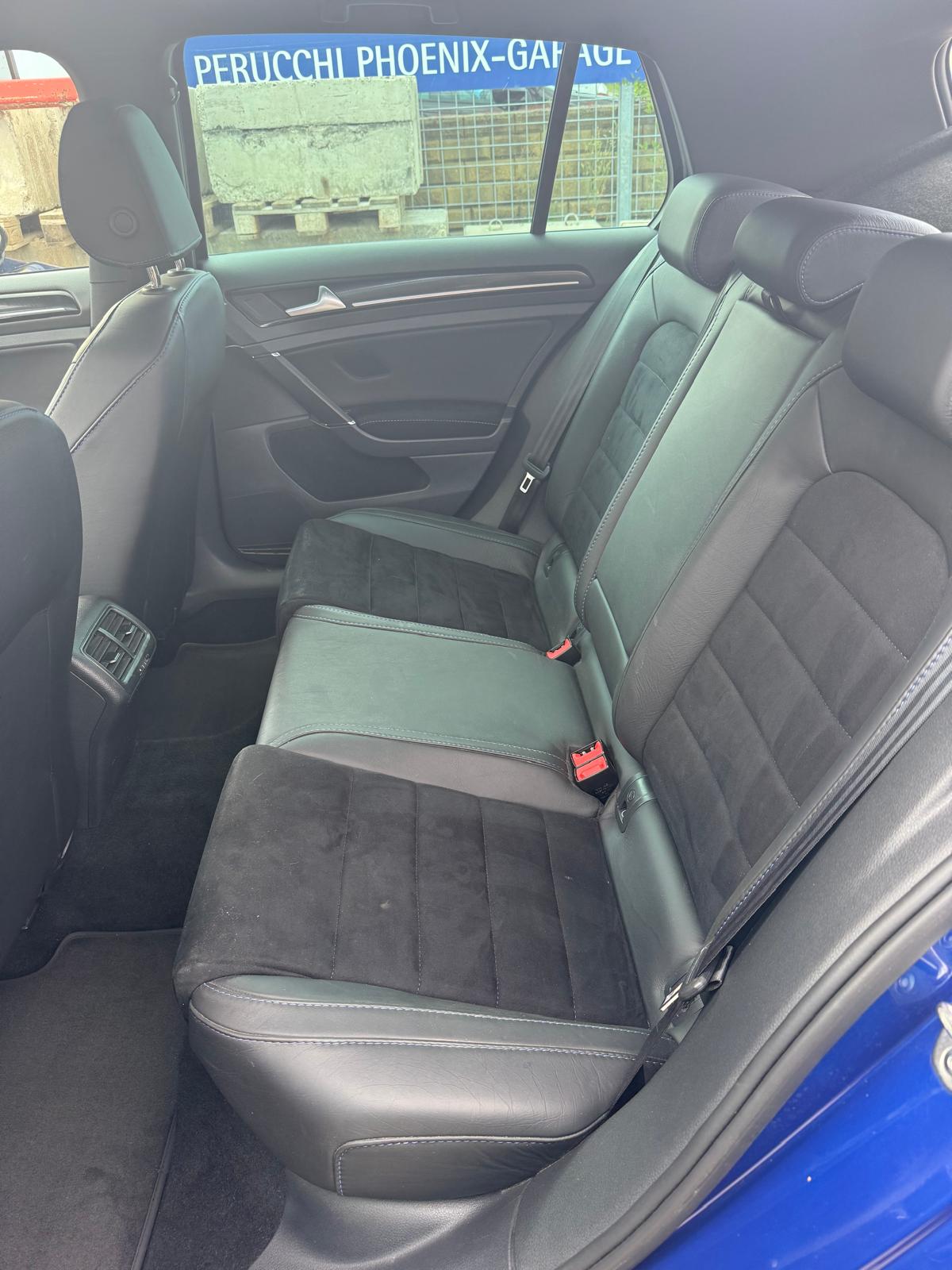 VW Golf 2.0 TSI R 4Motion DSG-image-7