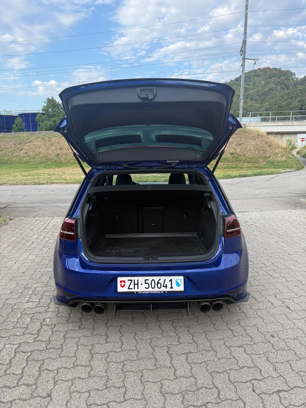 VW Golf 2.0 TSI R 4Motion DSG-image-4