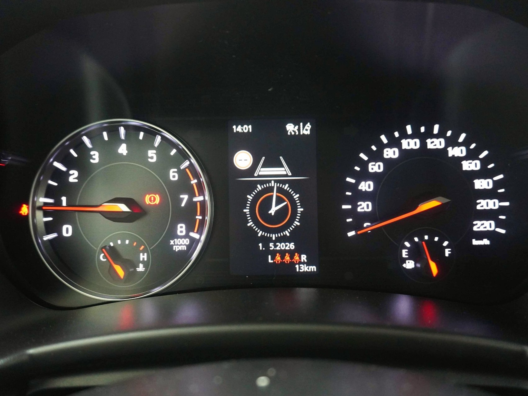 SUZUKI Swift 1.2 Sakura Top Hybrid 4x4-image-10