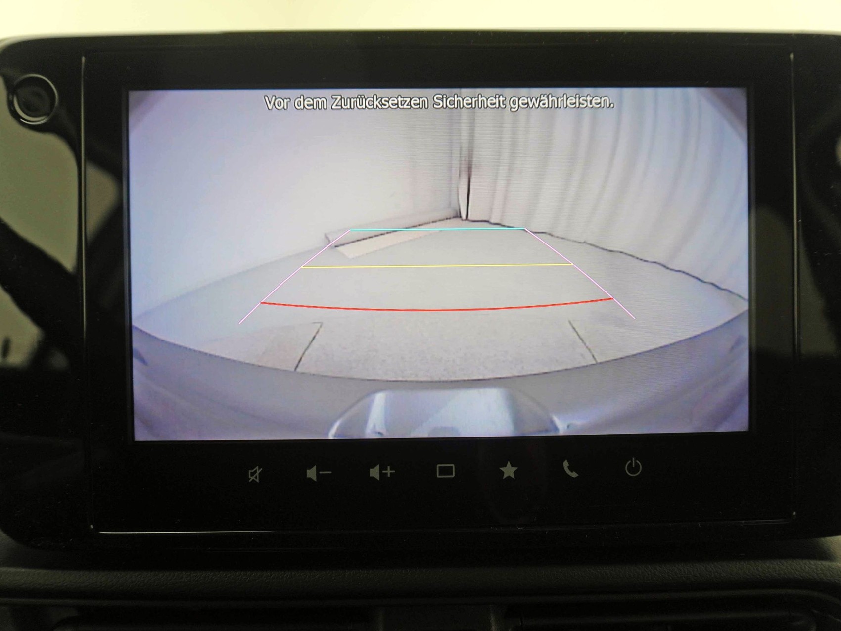 SUZUKI Swift 1.2 Sakura Top Hybrid 4x4-image-14