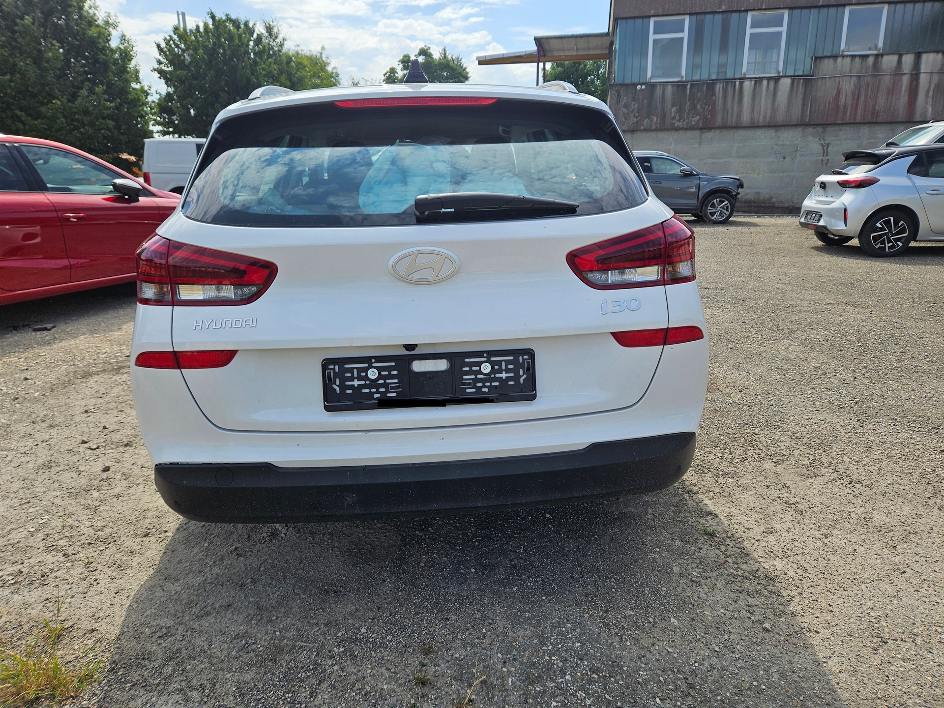 HYUNDAI i30 Wagon 1.0 T-GDi Origo 48V MH DCT beschadig endomagée-image-8