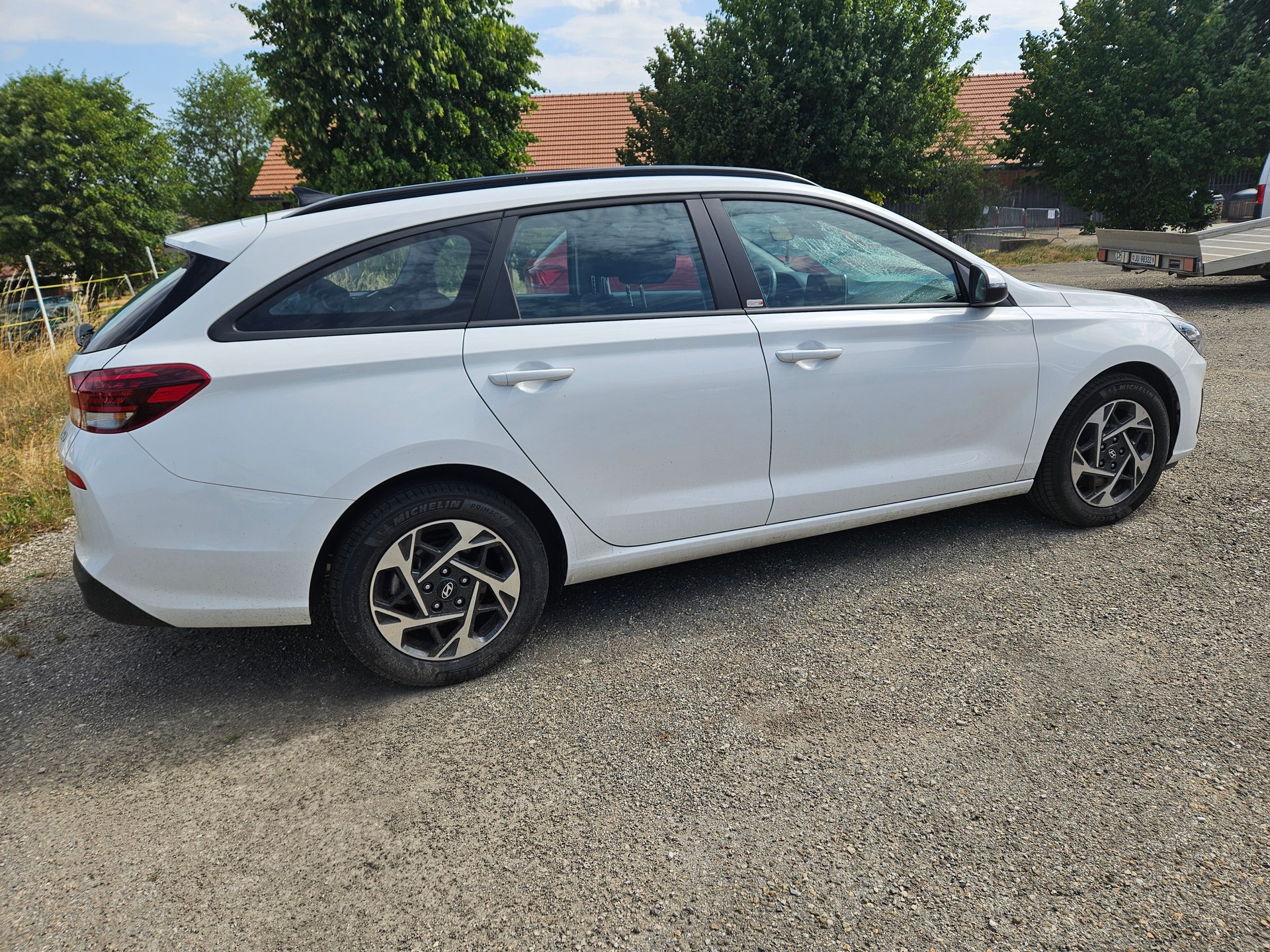 HYUNDAI i30 Wagon 1.0 T-GDi Origo 48V MH DCT beschadig endomagée-image-1