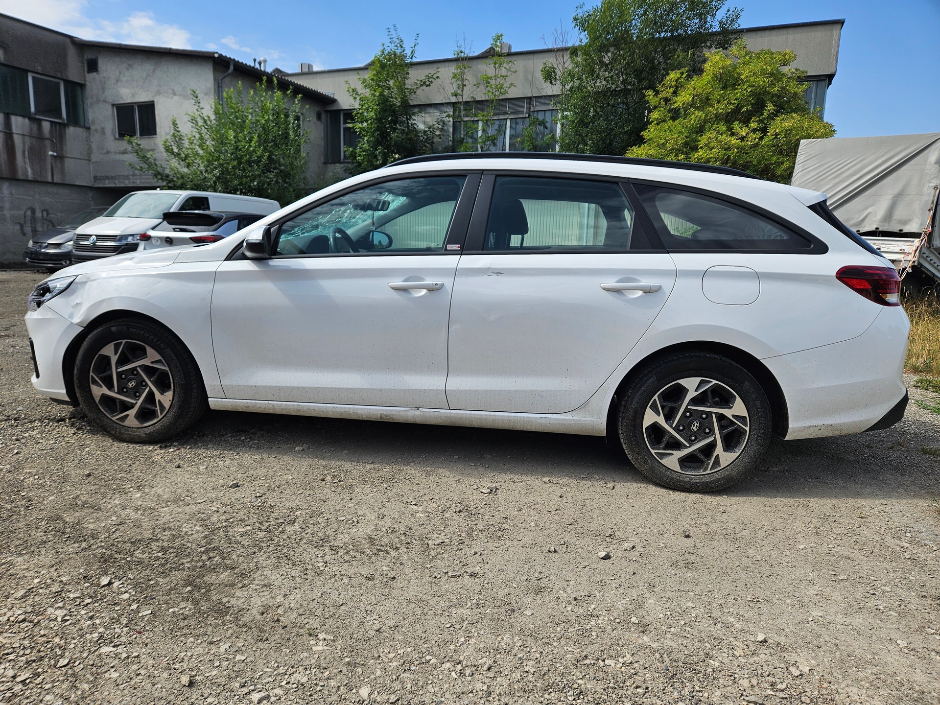 HYUNDAI i30 Wagon 1.0 T-GDi Origo 48V MH DCT beschadig endomagée-image-6