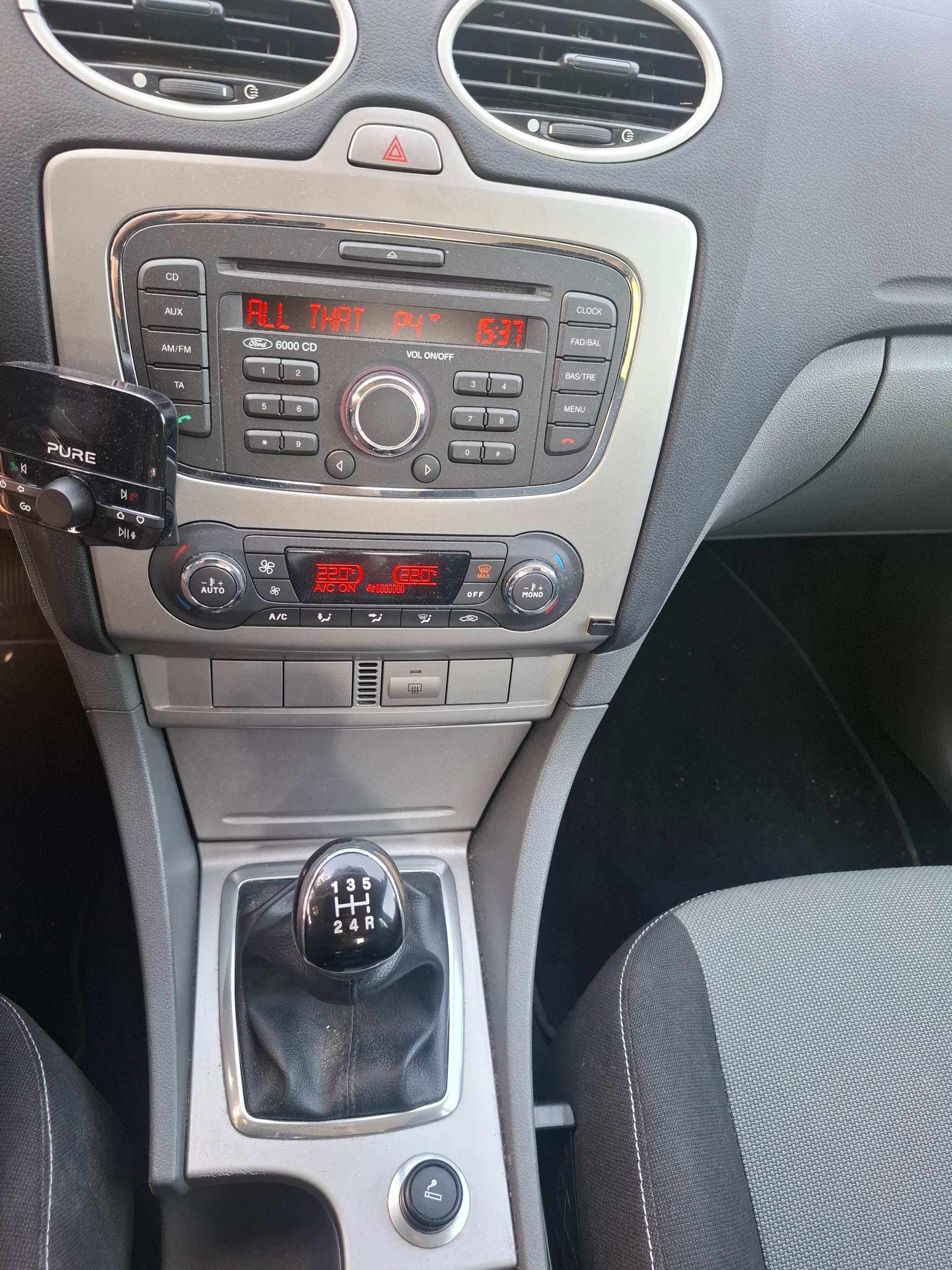 FORD Focus 1.6i VCT Carving-image-12