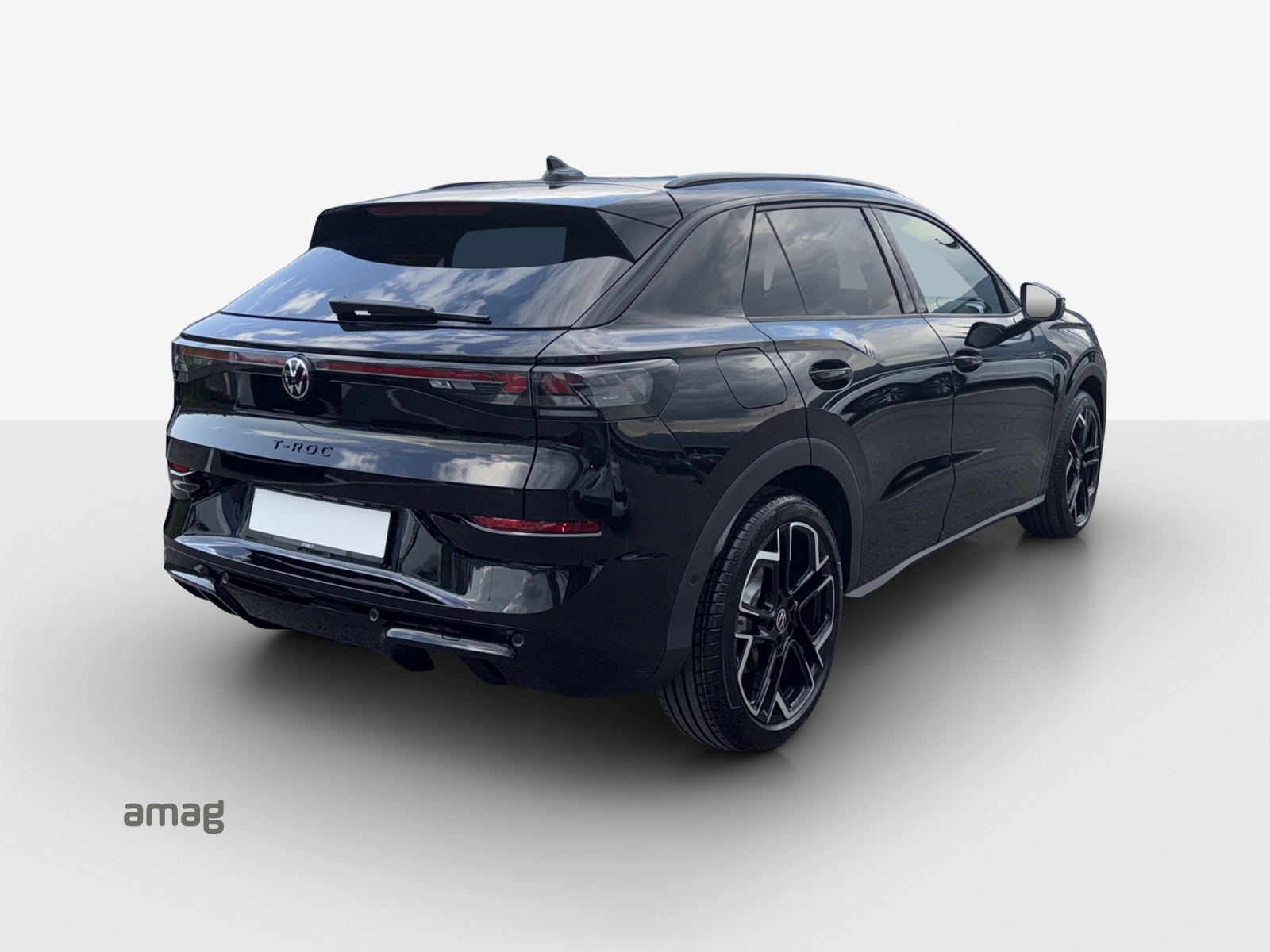 VW T-Roc 1.5 eTSI mHEV R-Line DSG-image-4