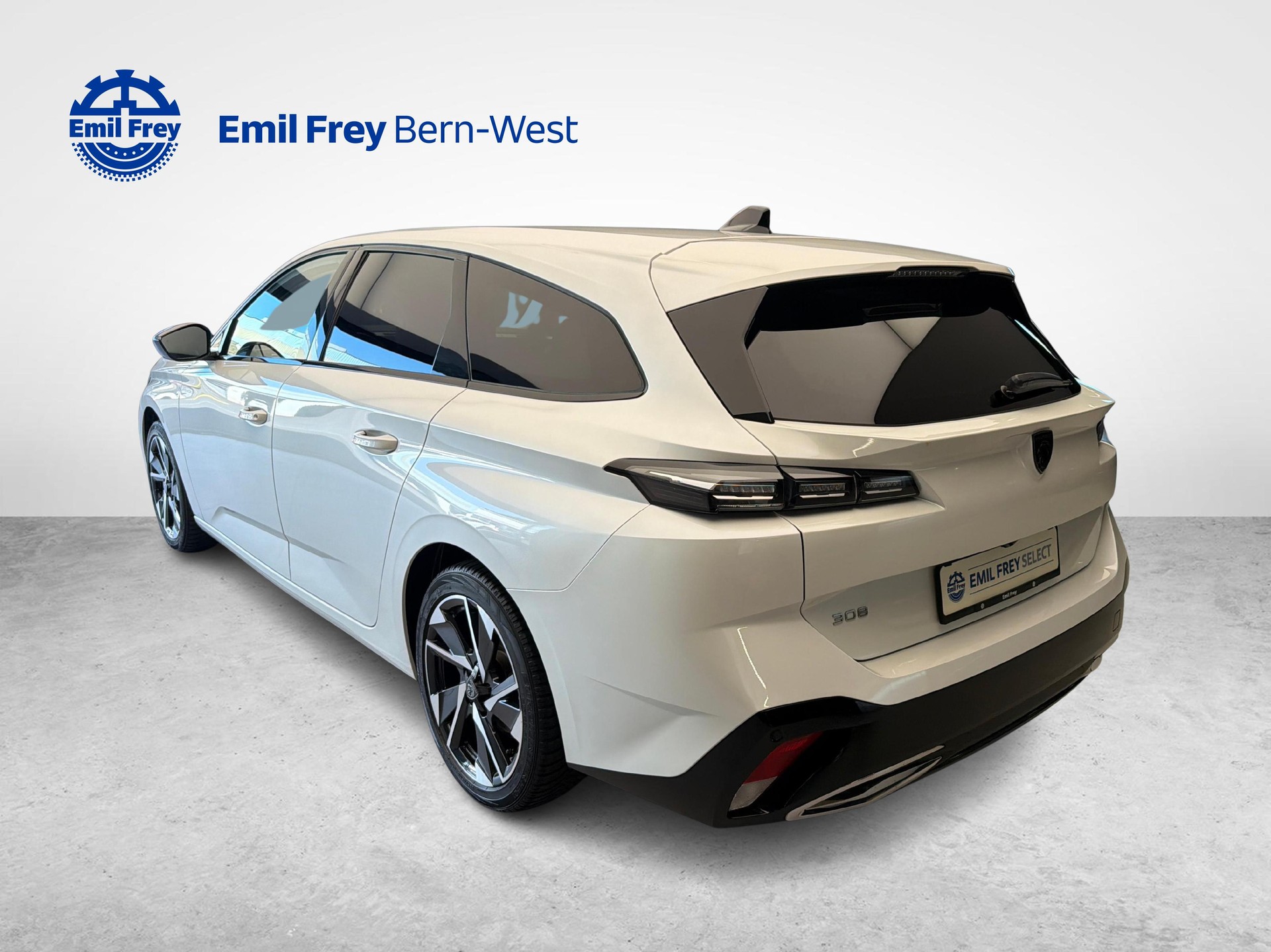 PEUGEOT 308 SW 1.2 PureTech Allure Pack-image-2