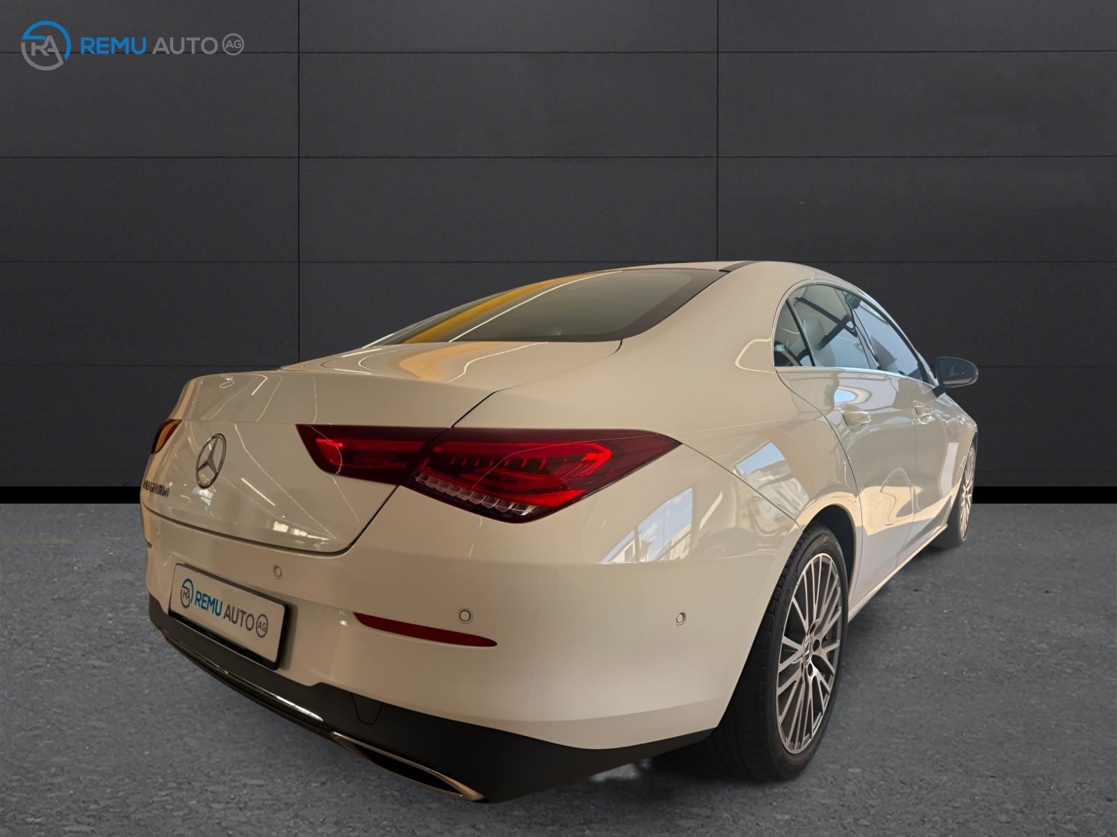 MERCEDES-BENZ CLA 200 d Progressive 8G-DCT-showroom-element-2
