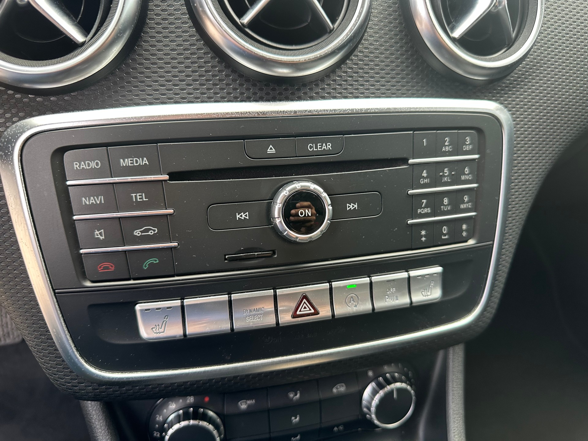 MERCEDES-BENZ A 180 Style 7G-DCT-image-20
