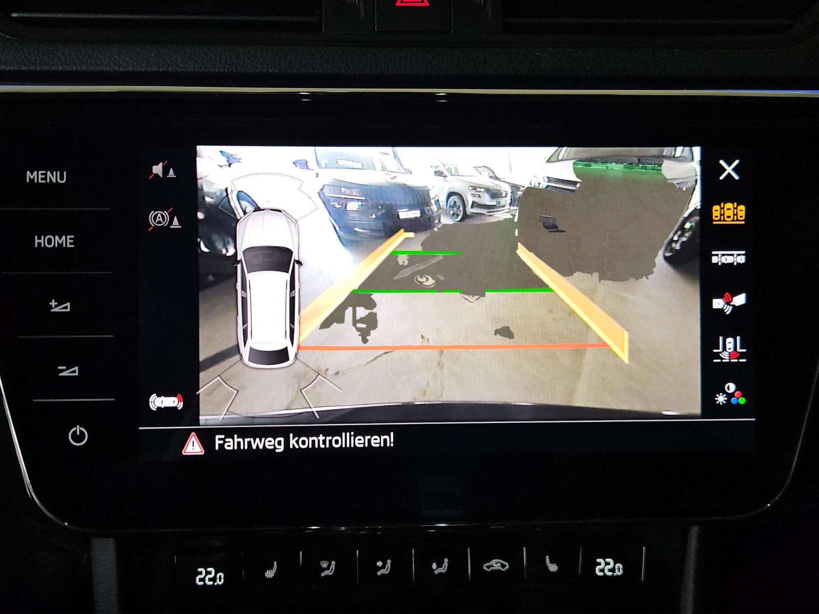 SKODA Superb Combi 2.0 TSI SportLine 4x4 DSG-image-13