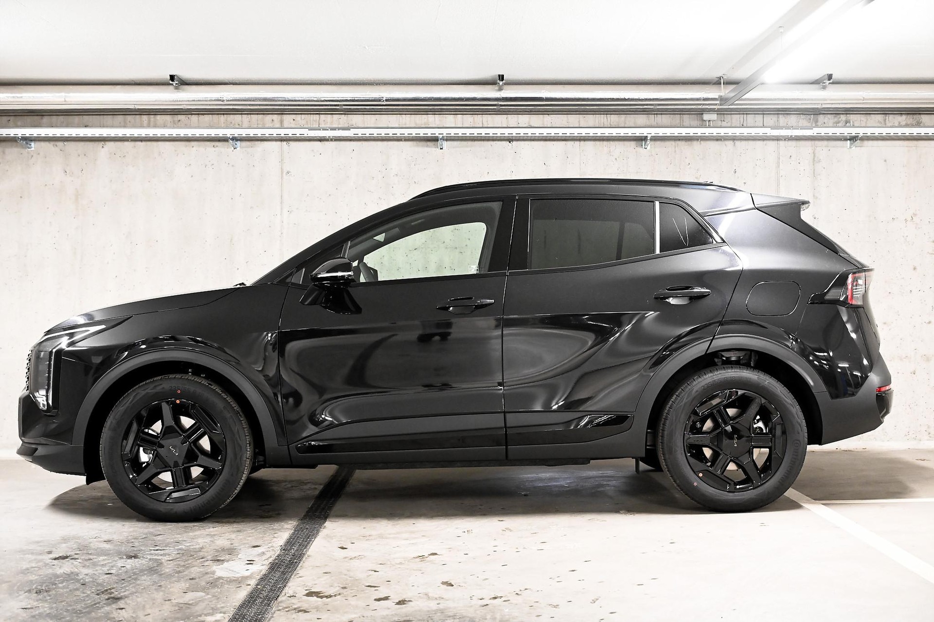 KIA Sportage 1.6 T-GDi Hybrid Black Edition-image-3