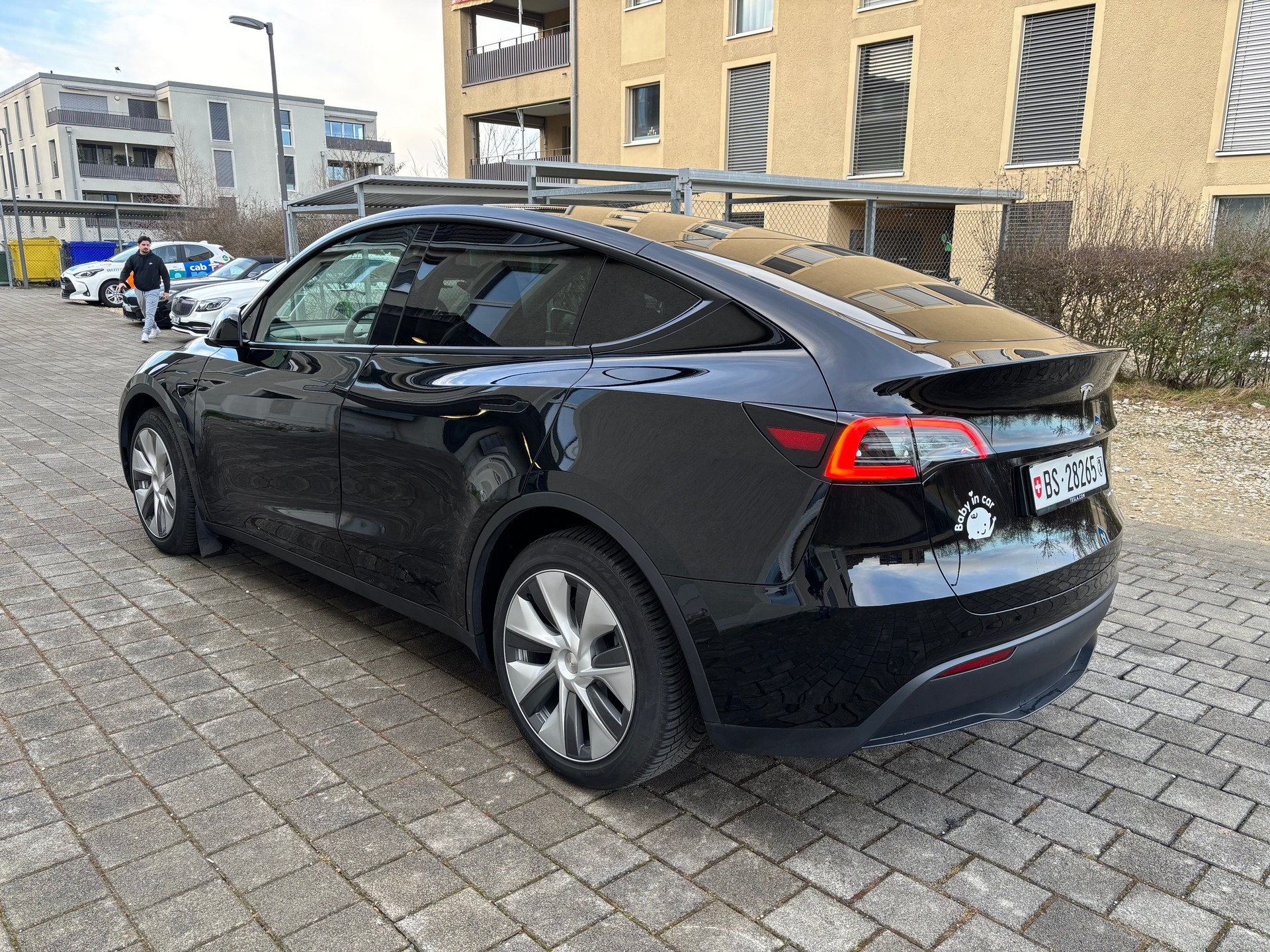 TESLA Long Range D-image-5