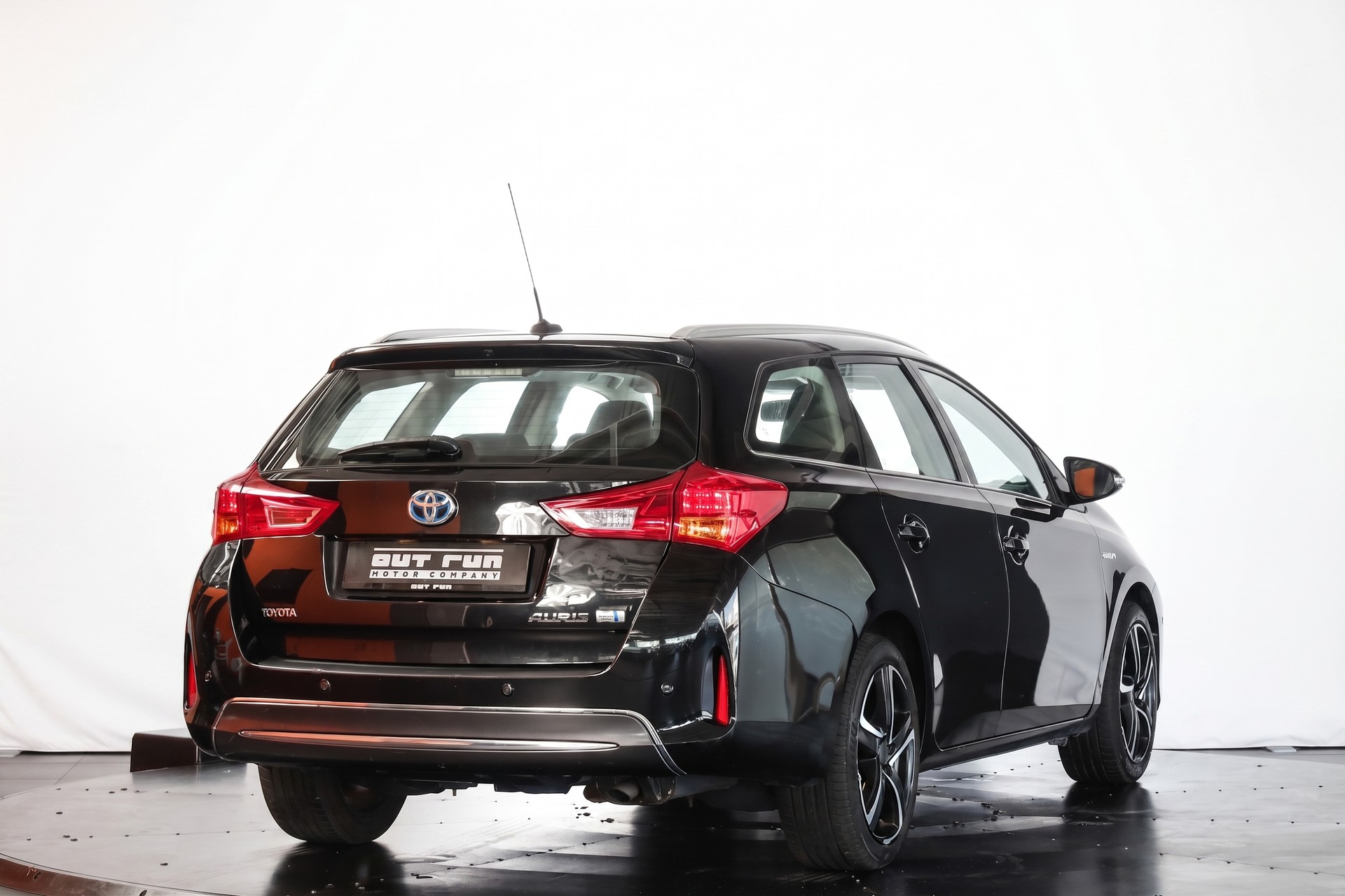 TOYOTA Auris Touring Sports 1.8 16V HSD Linea Sol-showroom-element-3