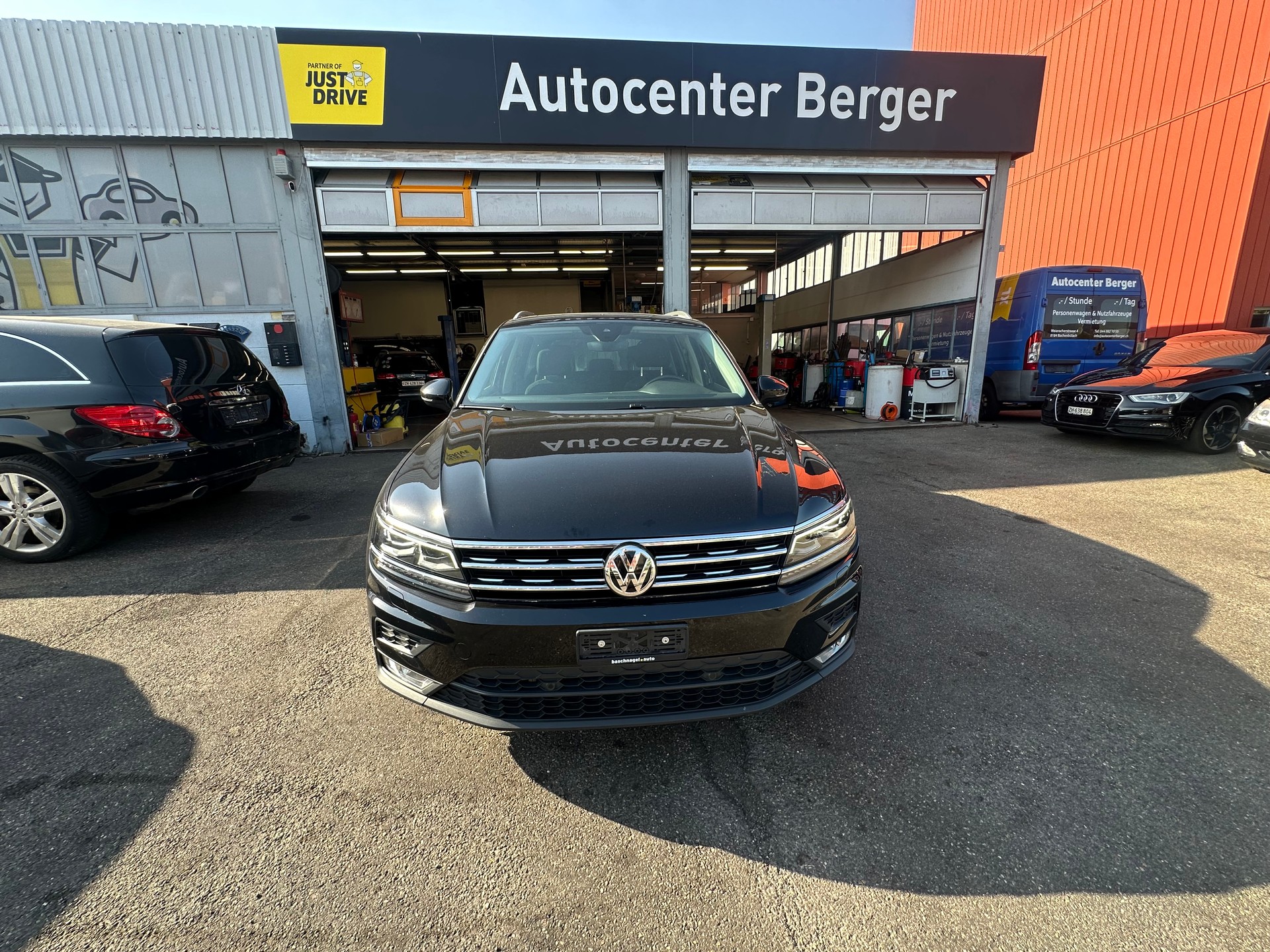 VW Tiguan 2.0 TDI SCR Highline 4Motion DSG-image-0