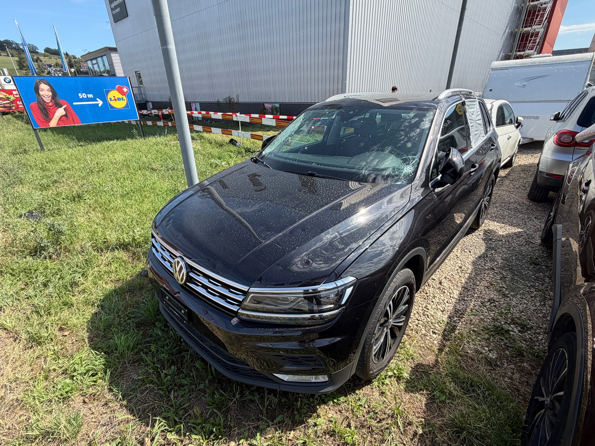 VW Tiguan 2.0 TDI SCR Highline 4Motion DSG-image-13