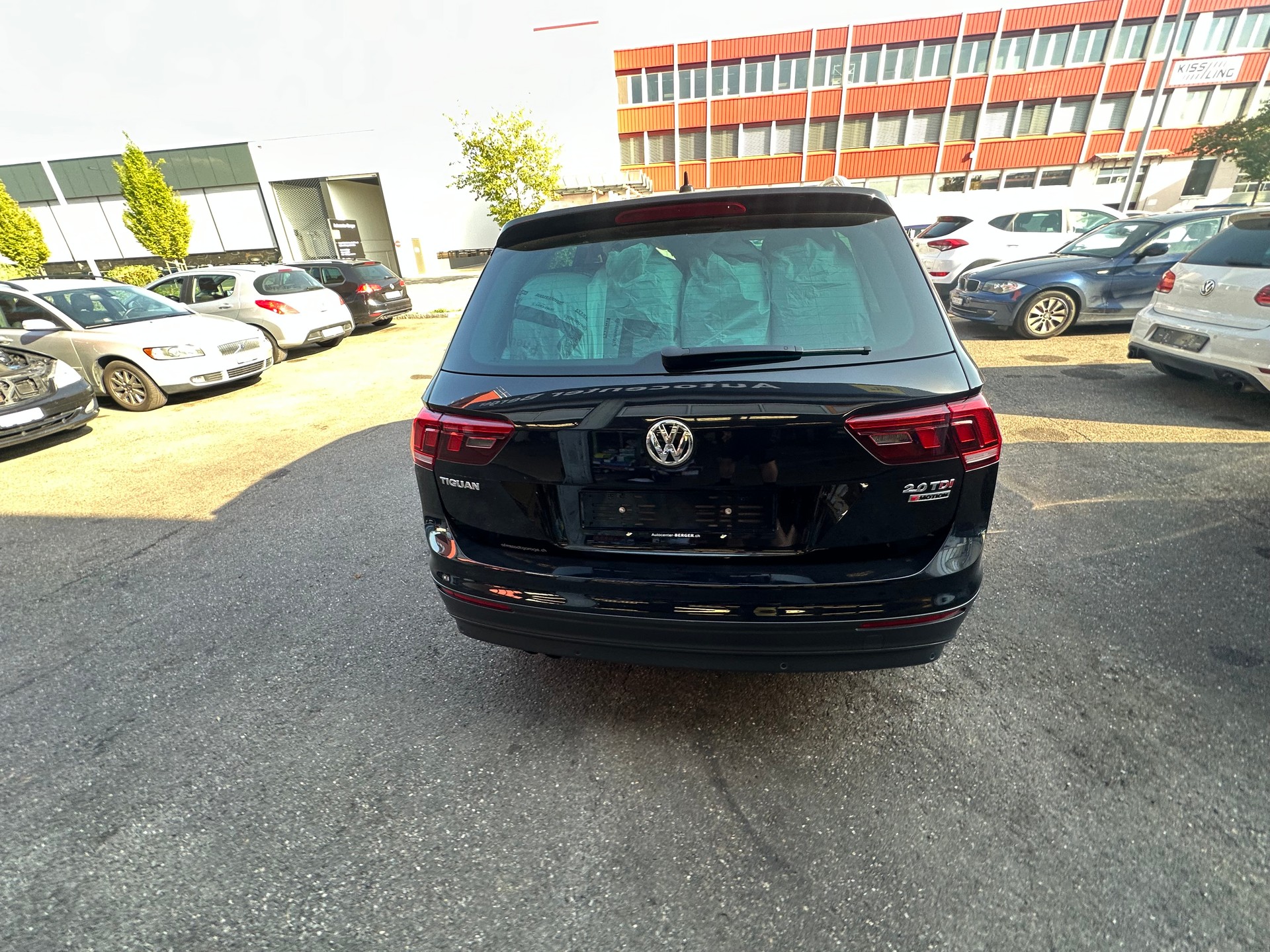VW Tiguan 2.0 TDI SCR Highline 4Motion DSG-image-4