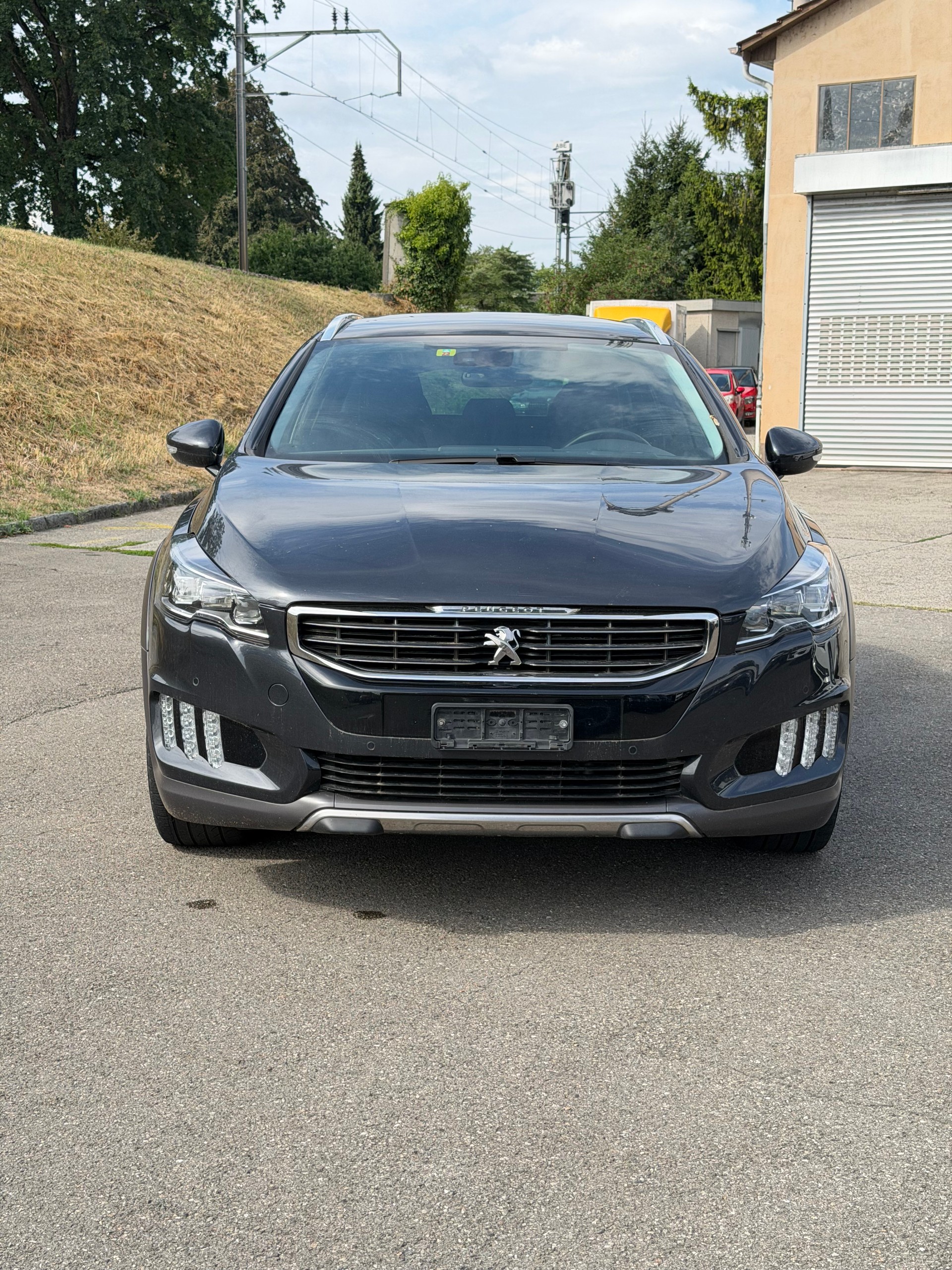 PEUGEOT 508 RXH 2.0 HDI Hybrid4 ETG6-image-7