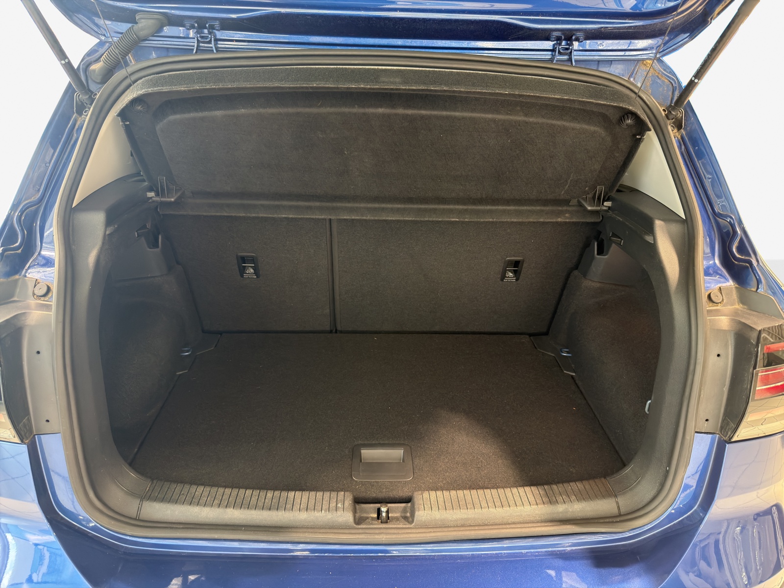 VW T-Cross 1.0 TSI Life Selection DSG-image-12