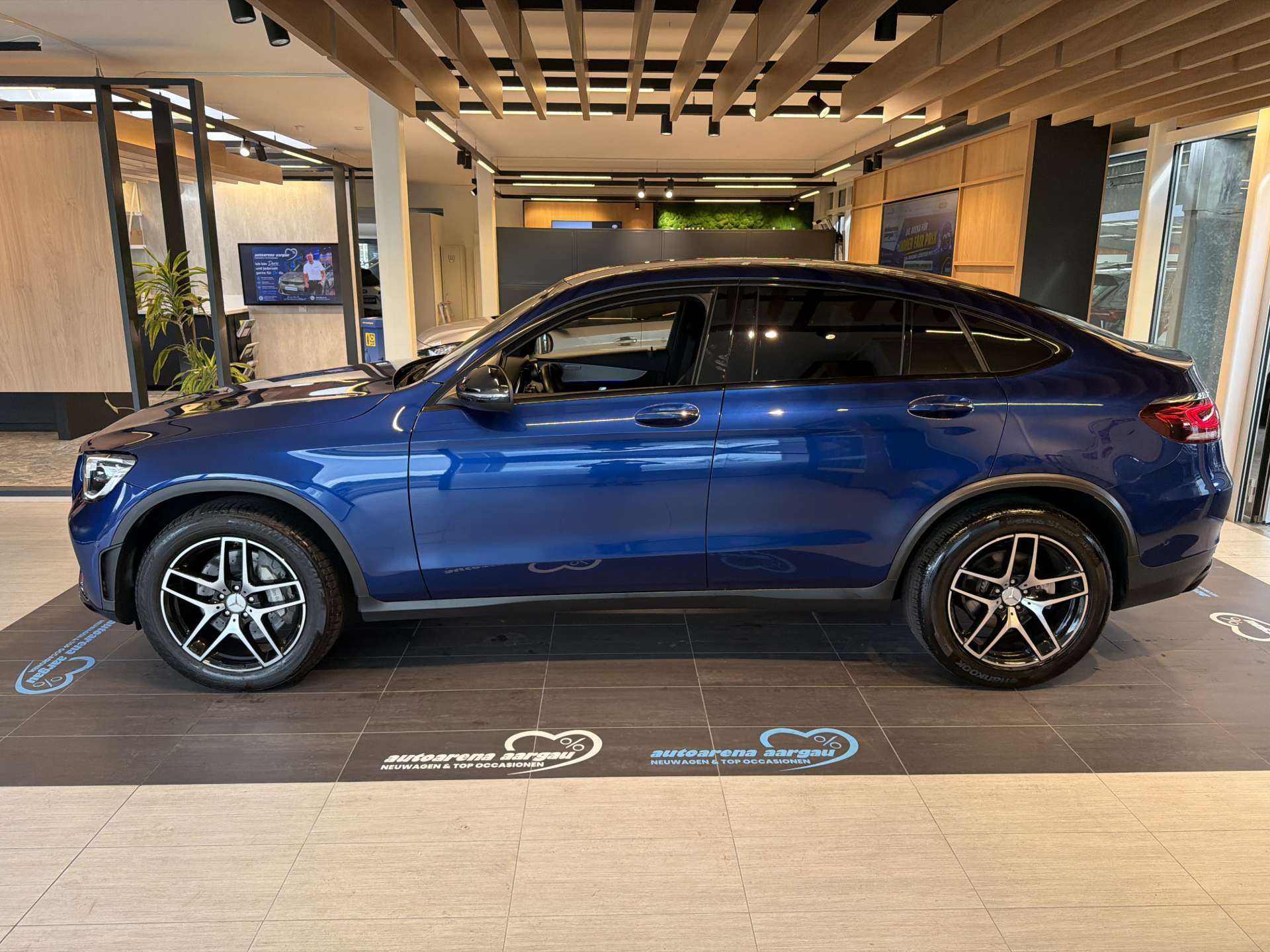MERCEDES-BENZ GLC Coupé 400 d 330PS AMG-Line 4Matic G-Tronic Automat-image-11