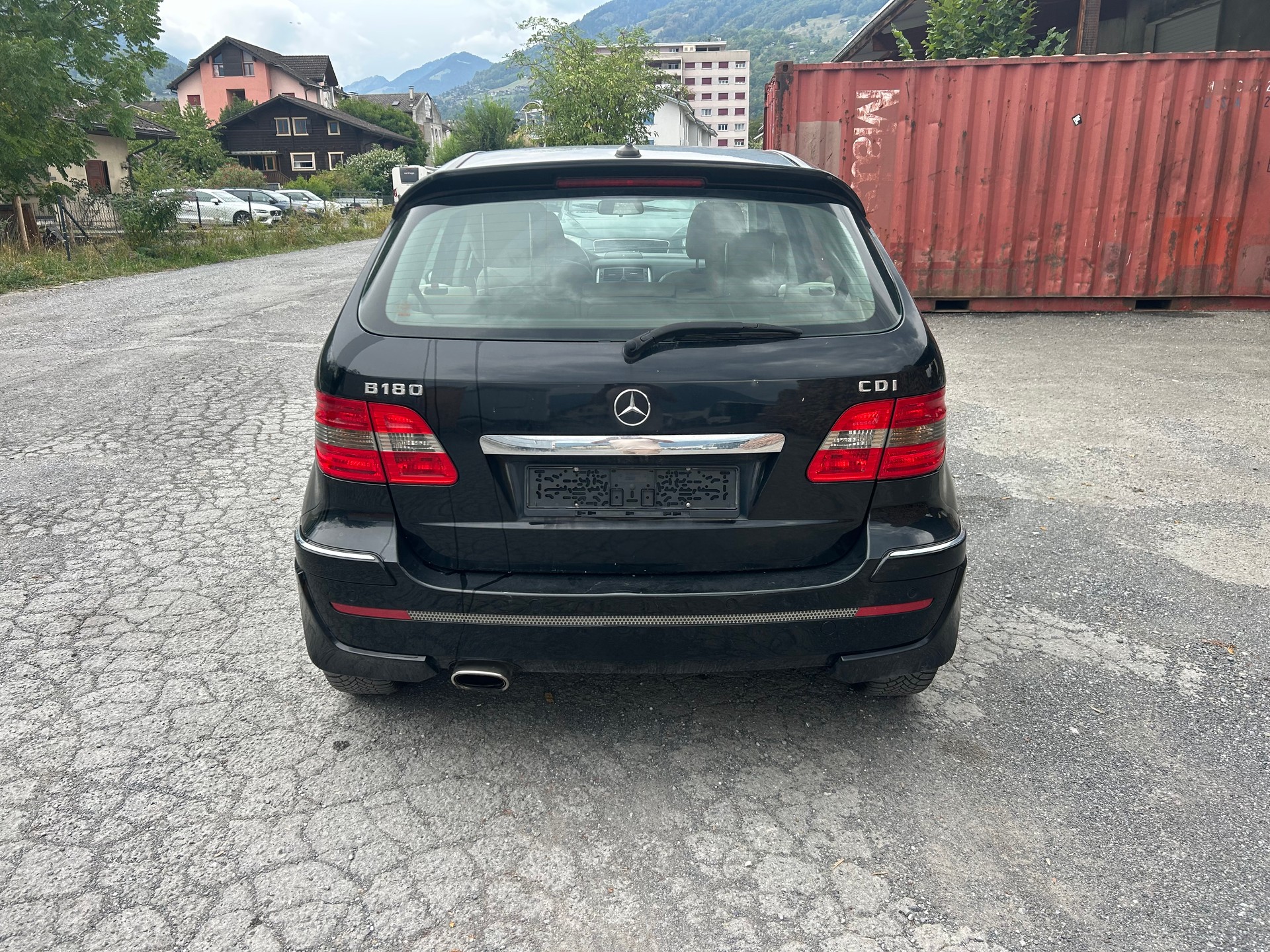MERCEDES-BENZ B 180-image-4