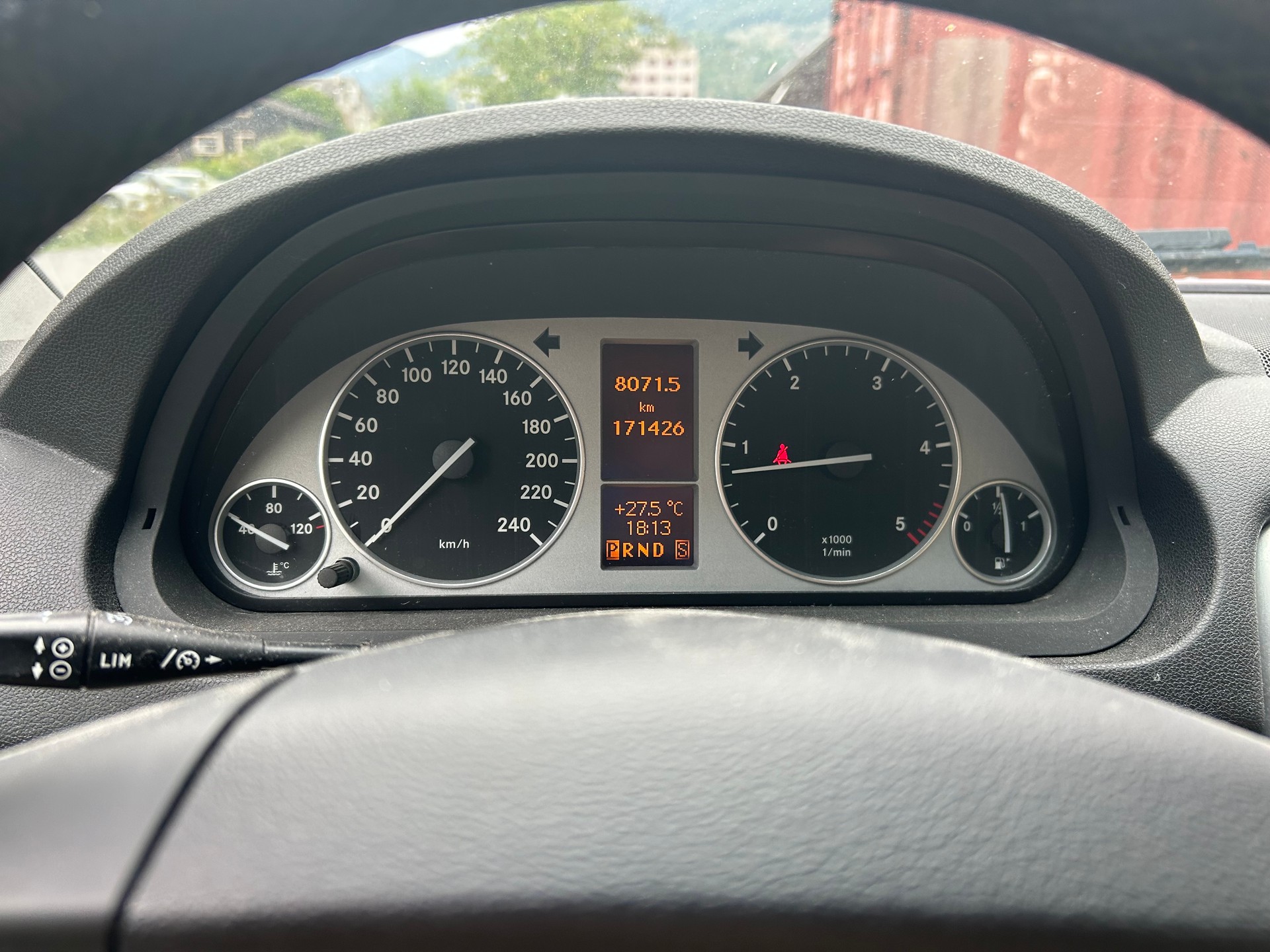 MERCEDES-BENZ B 180-image-7
