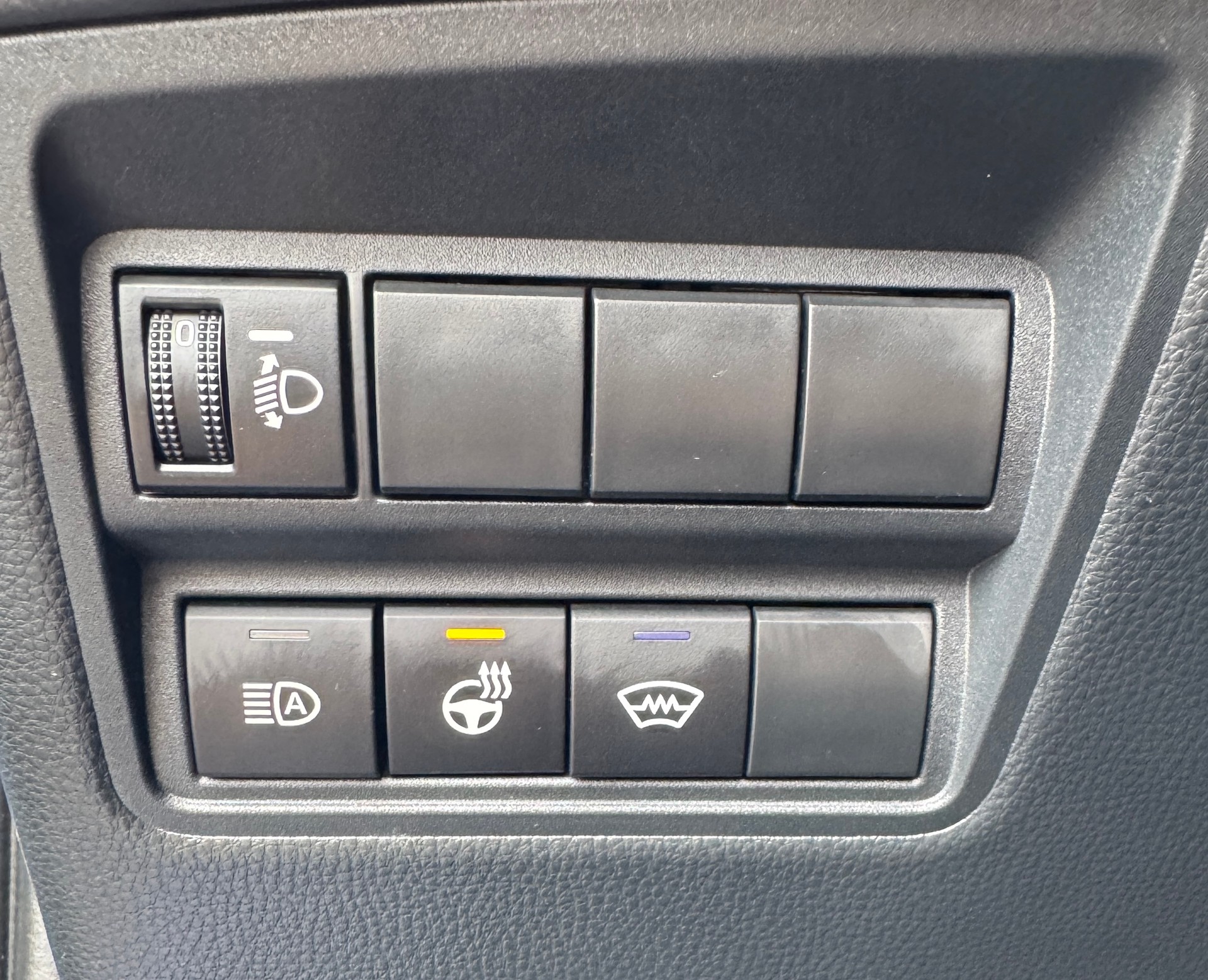 TOYOTA Yaris Cross 1.5 Trend e-CVT-image-21