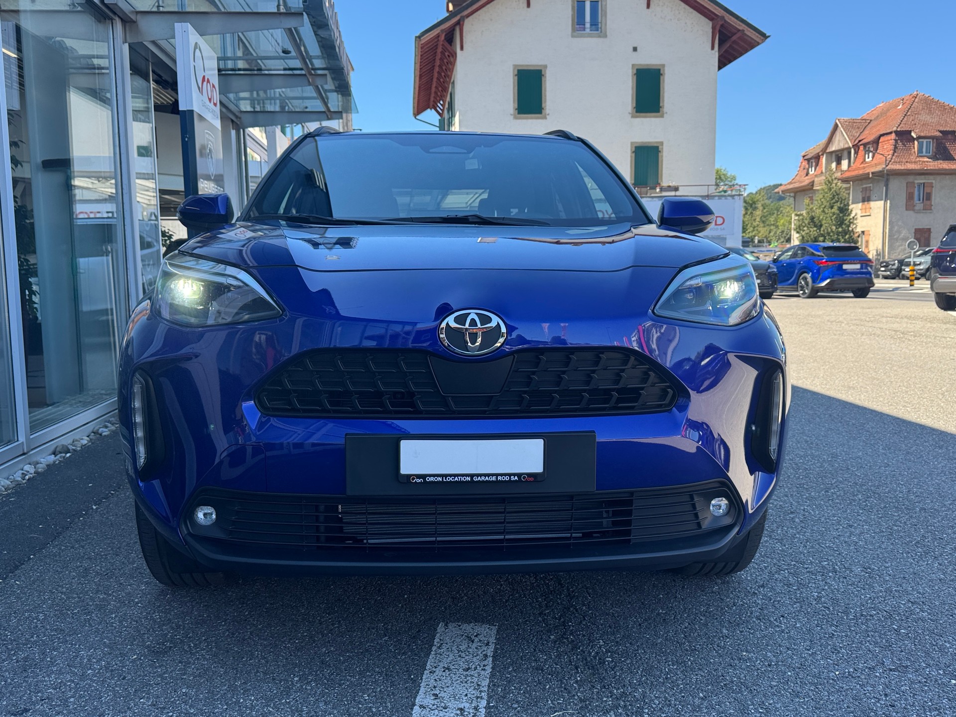 TOYOTA Yaris Cross 1.5 Trend e-CVT-image-1