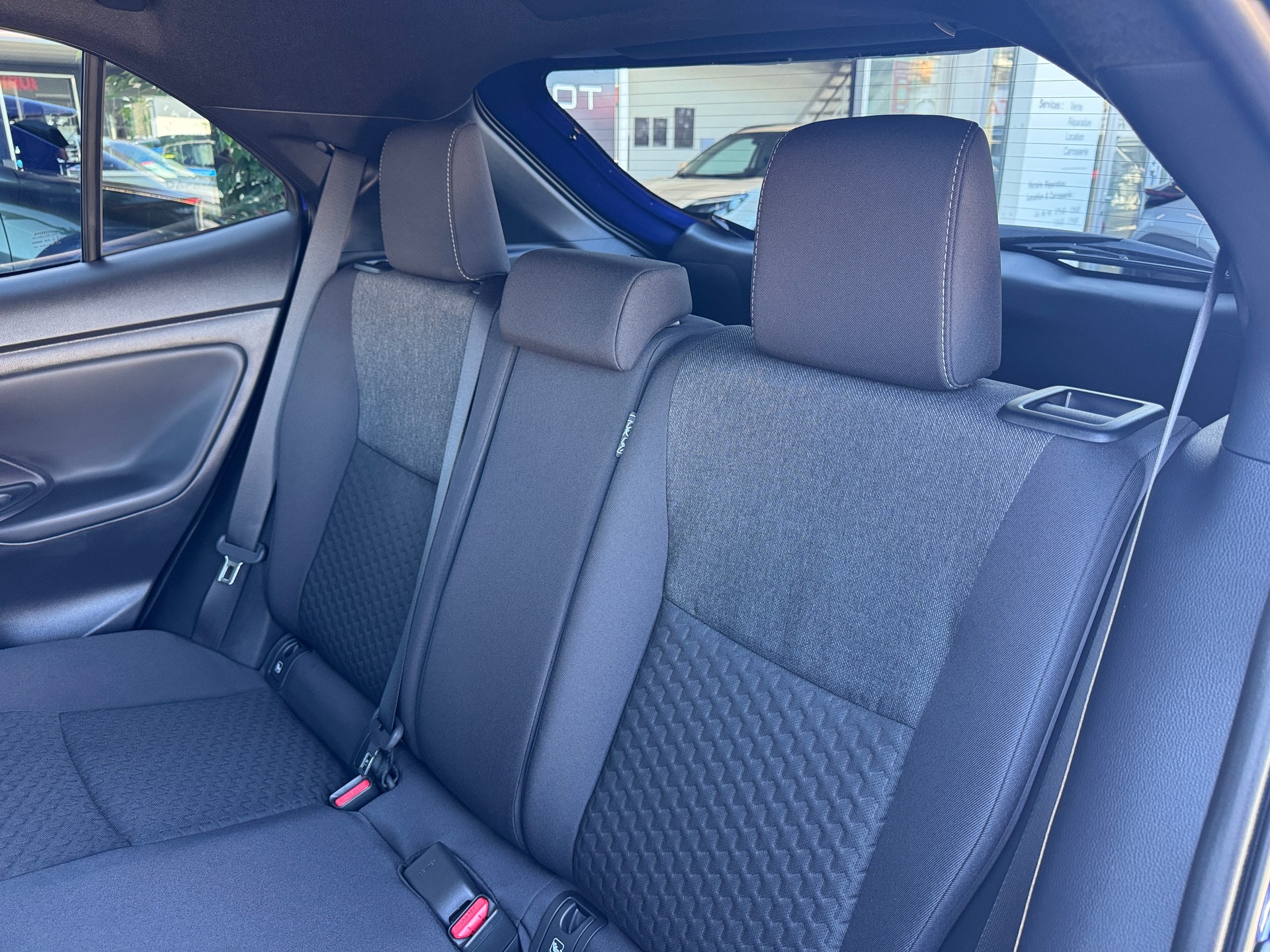TOYOTA Yaris Cross 1.5 Trend e-CVT-image-12