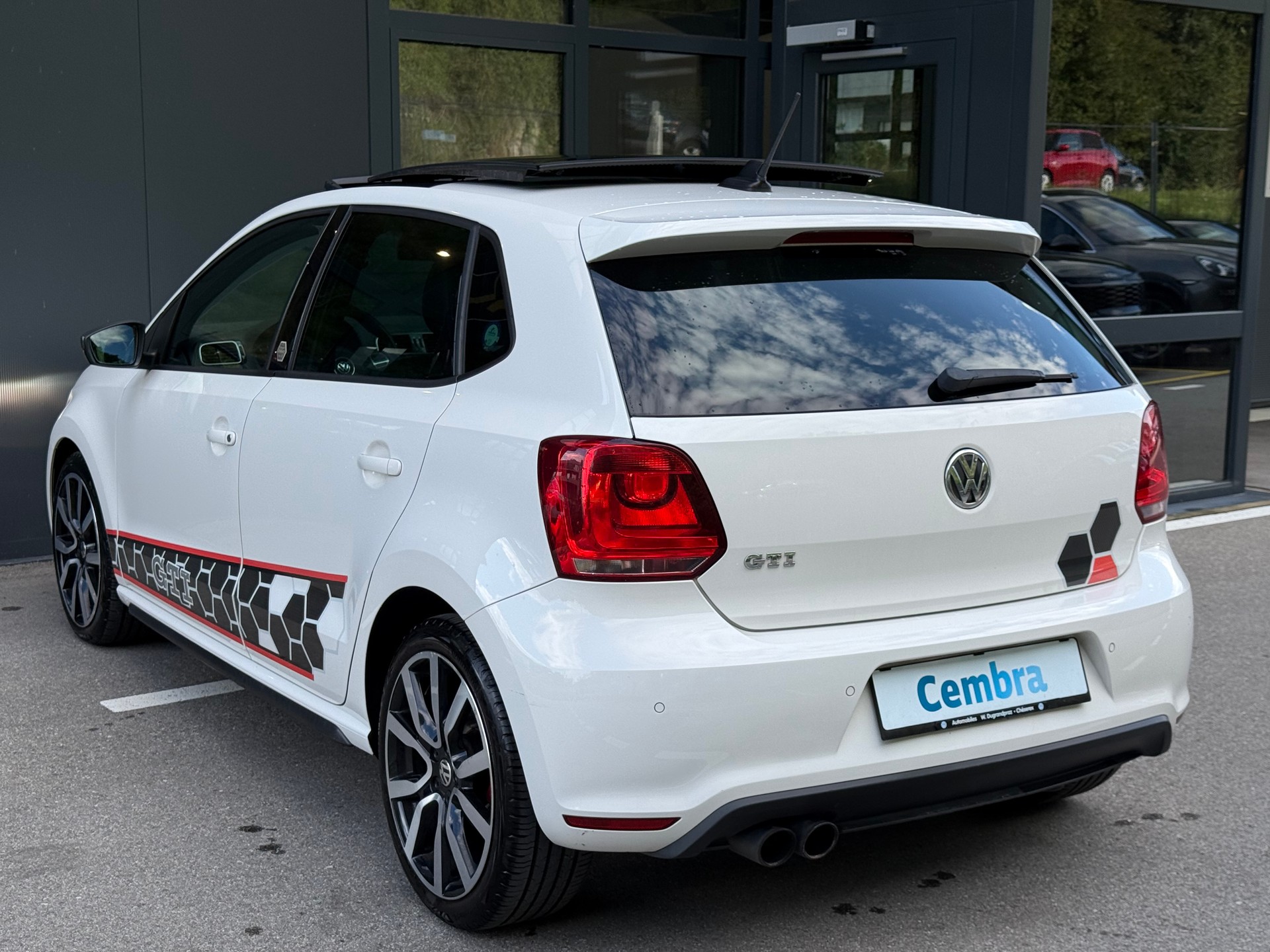 VW Polo 1.4 TSI GTI Carbon Edition DSG-image-3