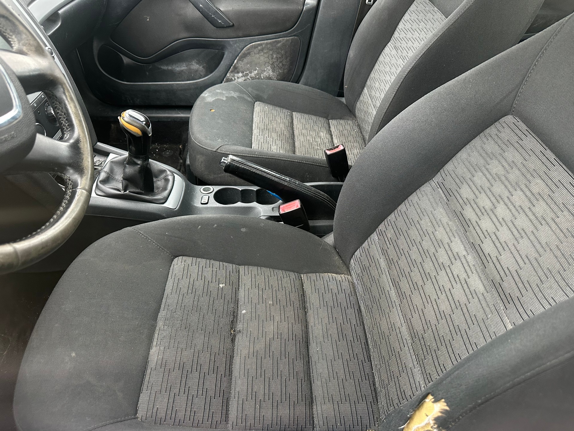 SKODA Octavia Combi 1.8 TSI Laurin & Klement 4x4-image-6