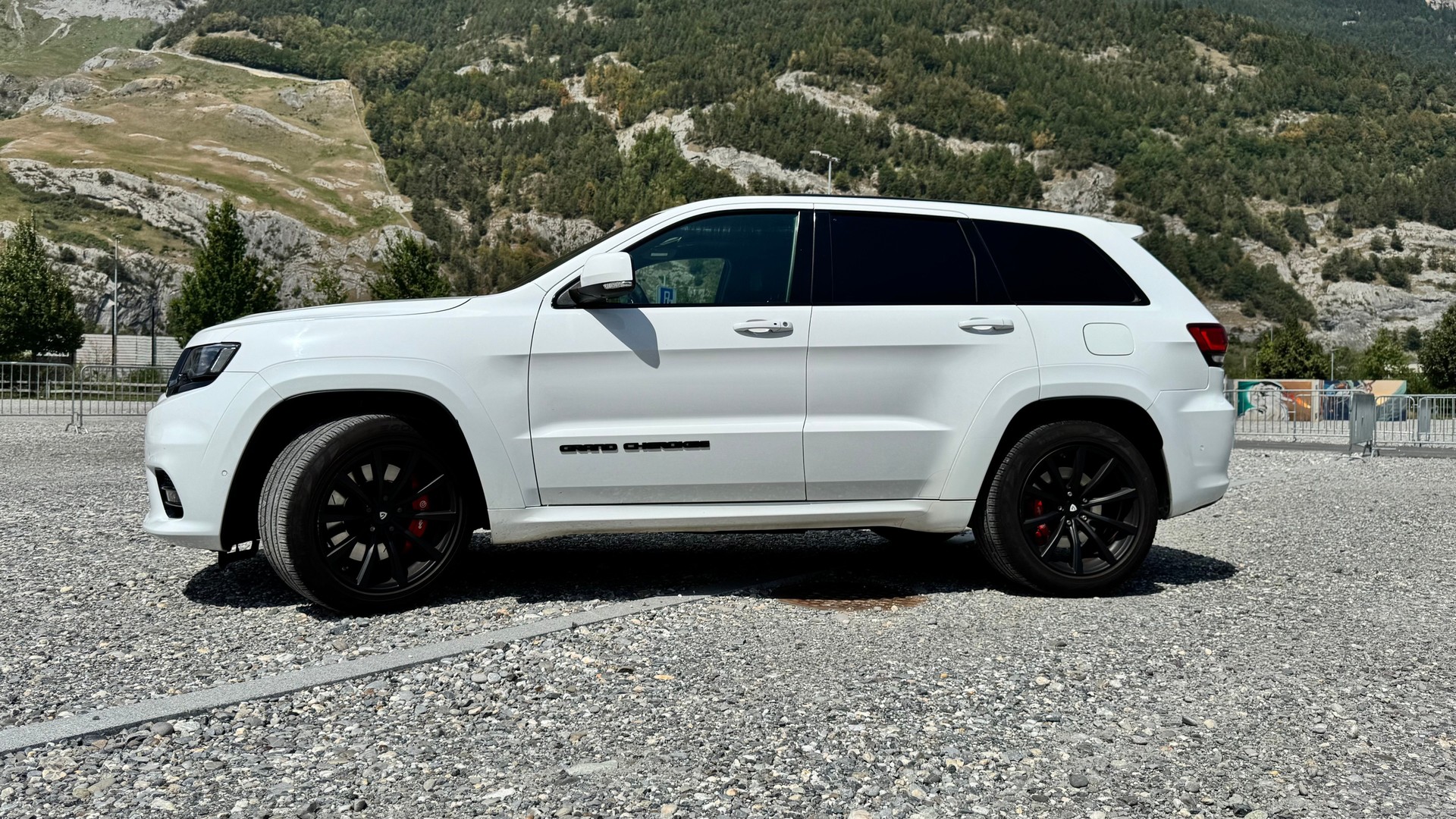 JEEP 6.4 V8 HEMI SRT8-image-1