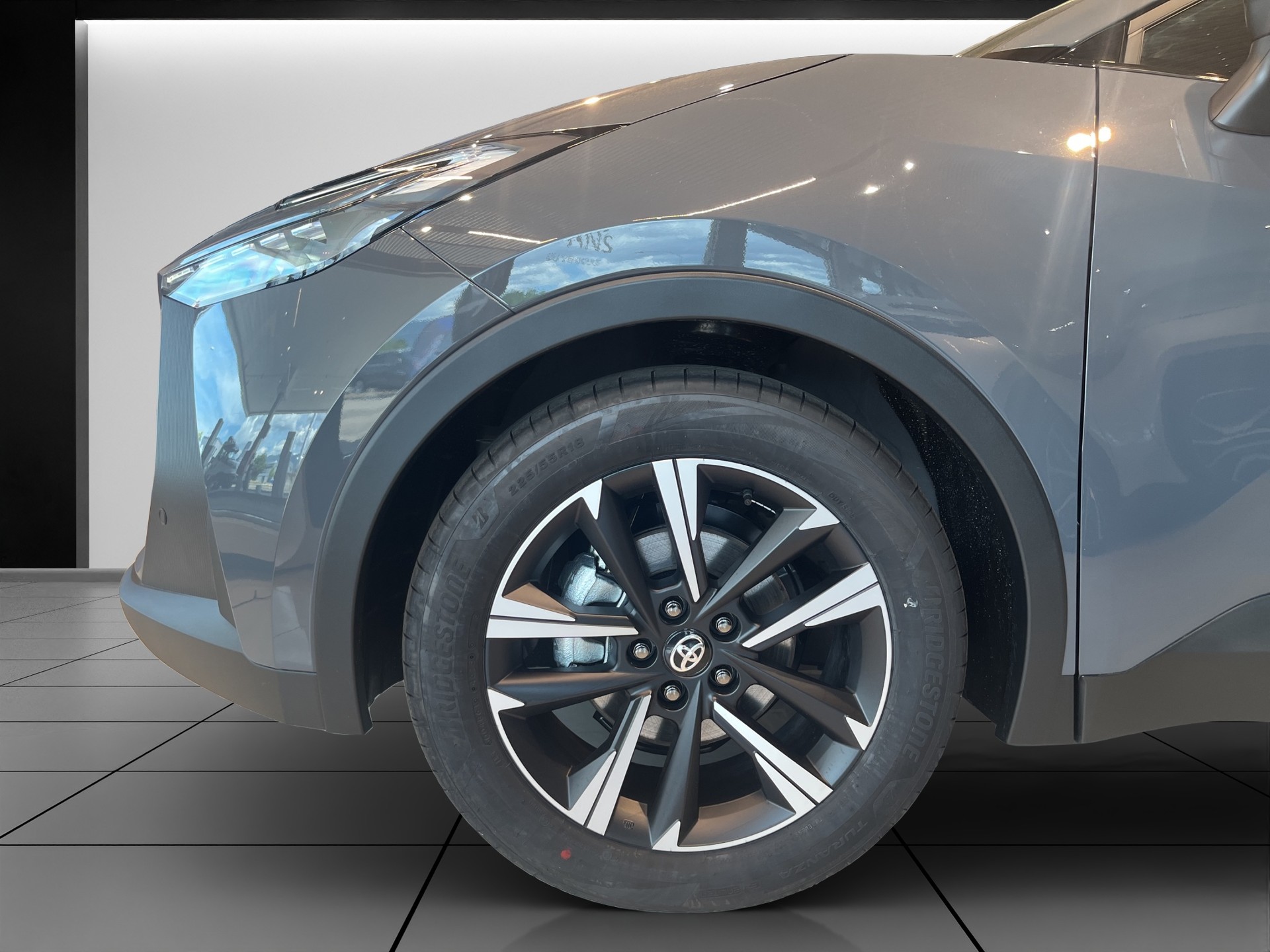 TOYOTA C-HR 1.8 HEV Swiss Editi-image-13