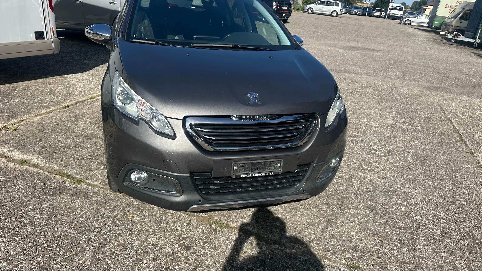 PEUGEOT 2008 1.2 PureTech Allure-image-1