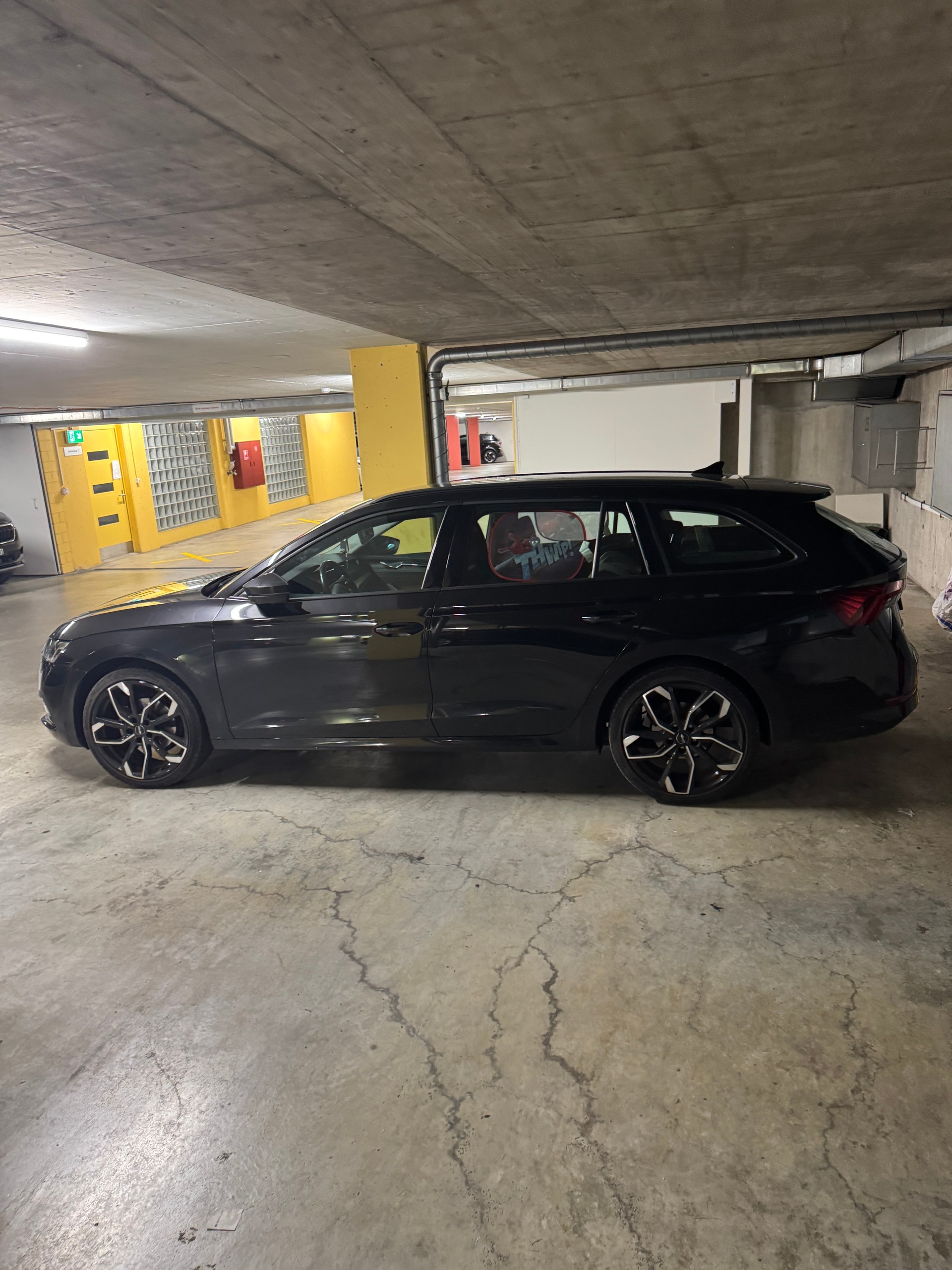 SKODA 2.0 TDI 150 Style DSG-image-4